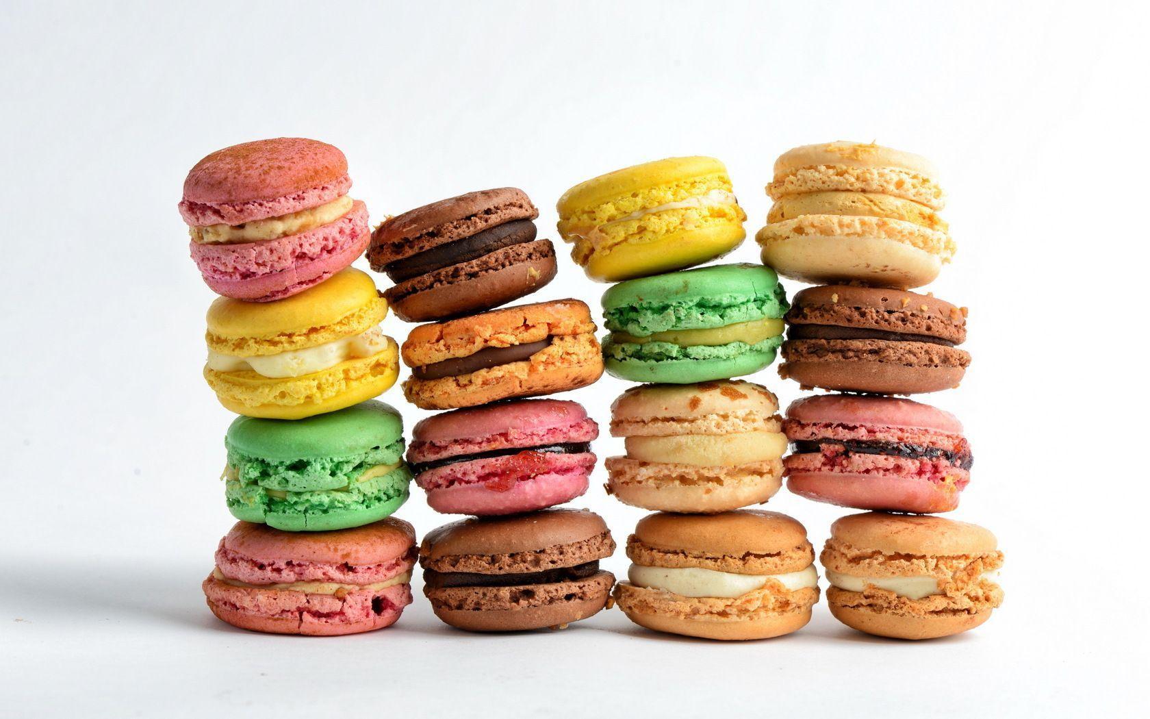 1680x1050 Macaron Wallpaper
