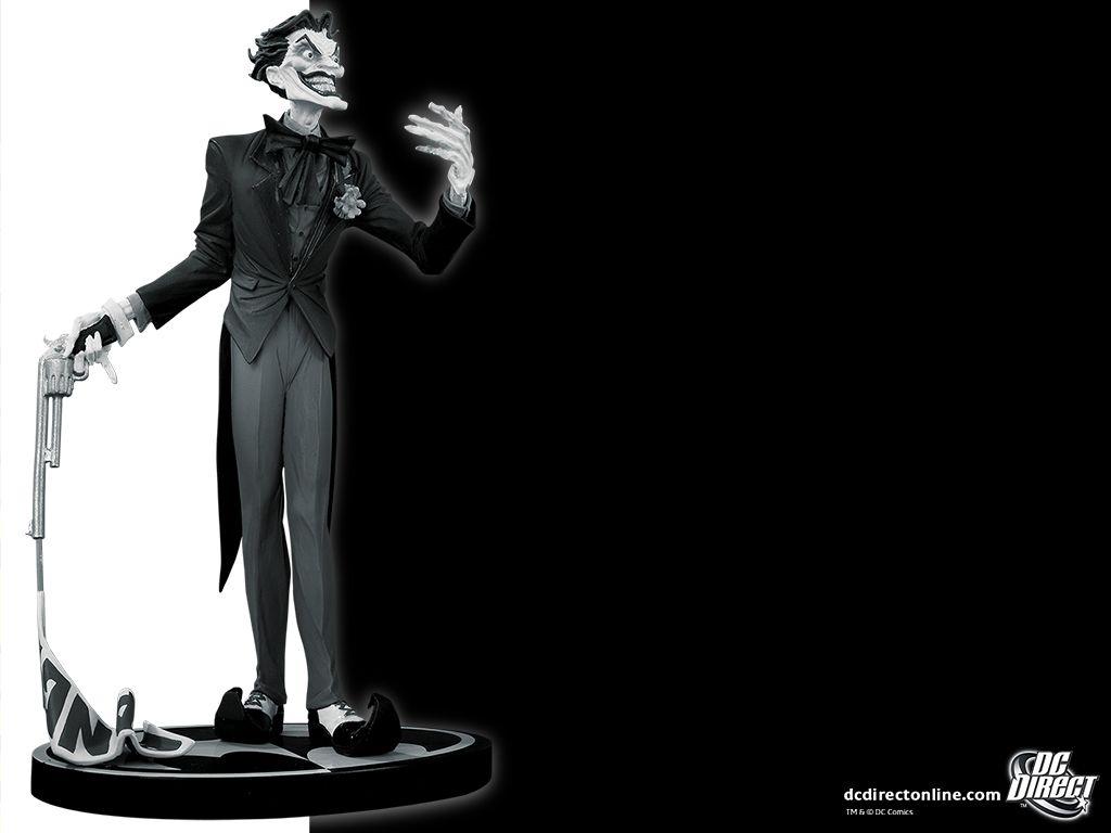 1024x768 Black and White Batman Wallpaper