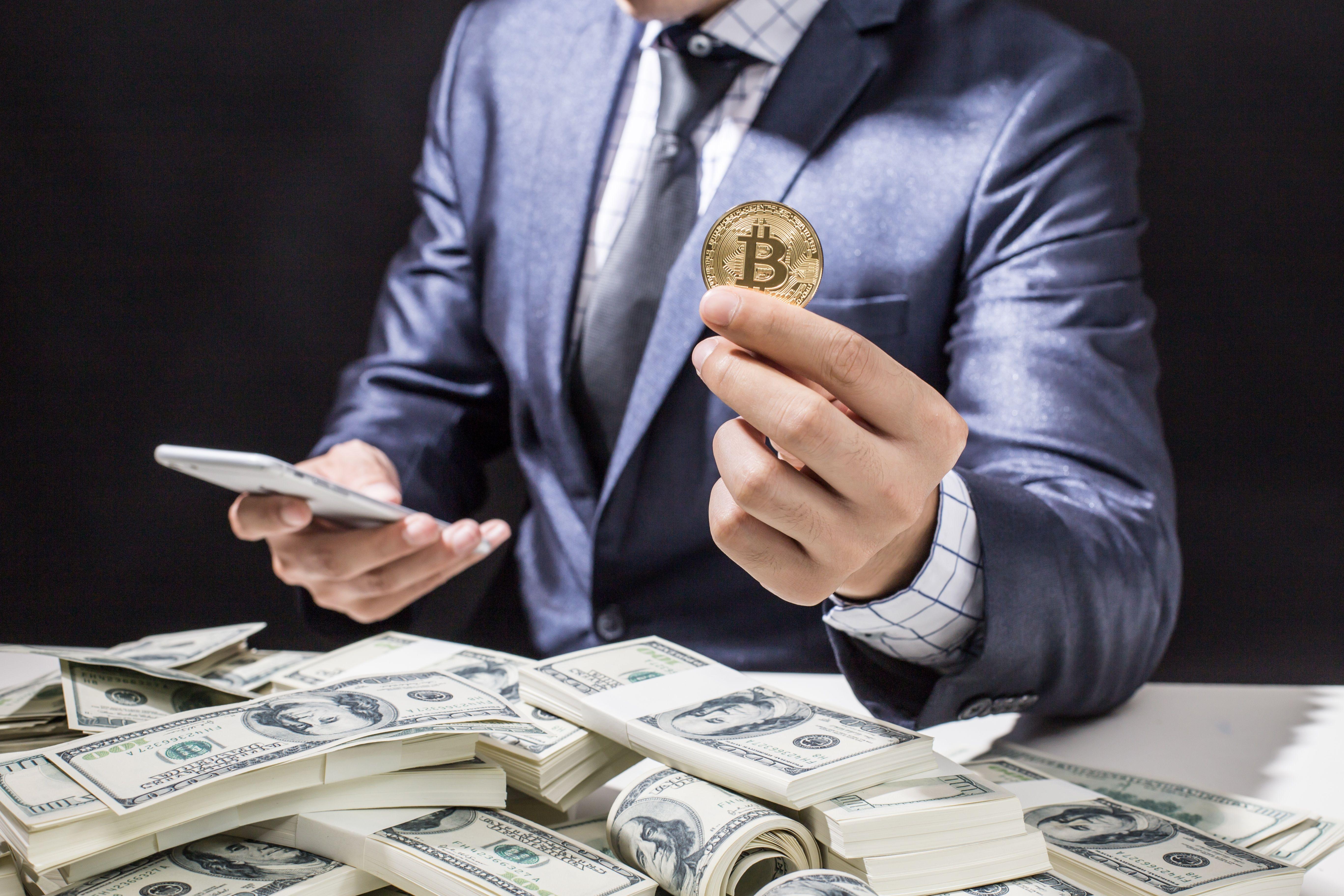 5472x3648 Photo Coins Bitcoin Dollars Business Suit Hands Money 5472x3648