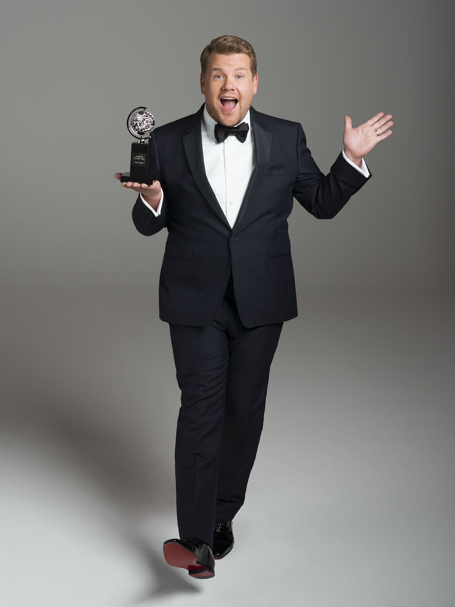 1500x2000 James Corden Wallpaper