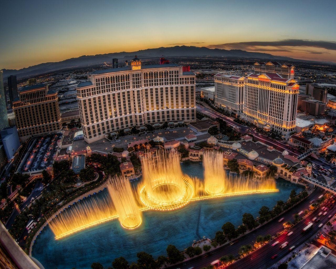 1280x1024 Download wallpaper 1280x1024 las vegas, bellagio, bellagio hotel