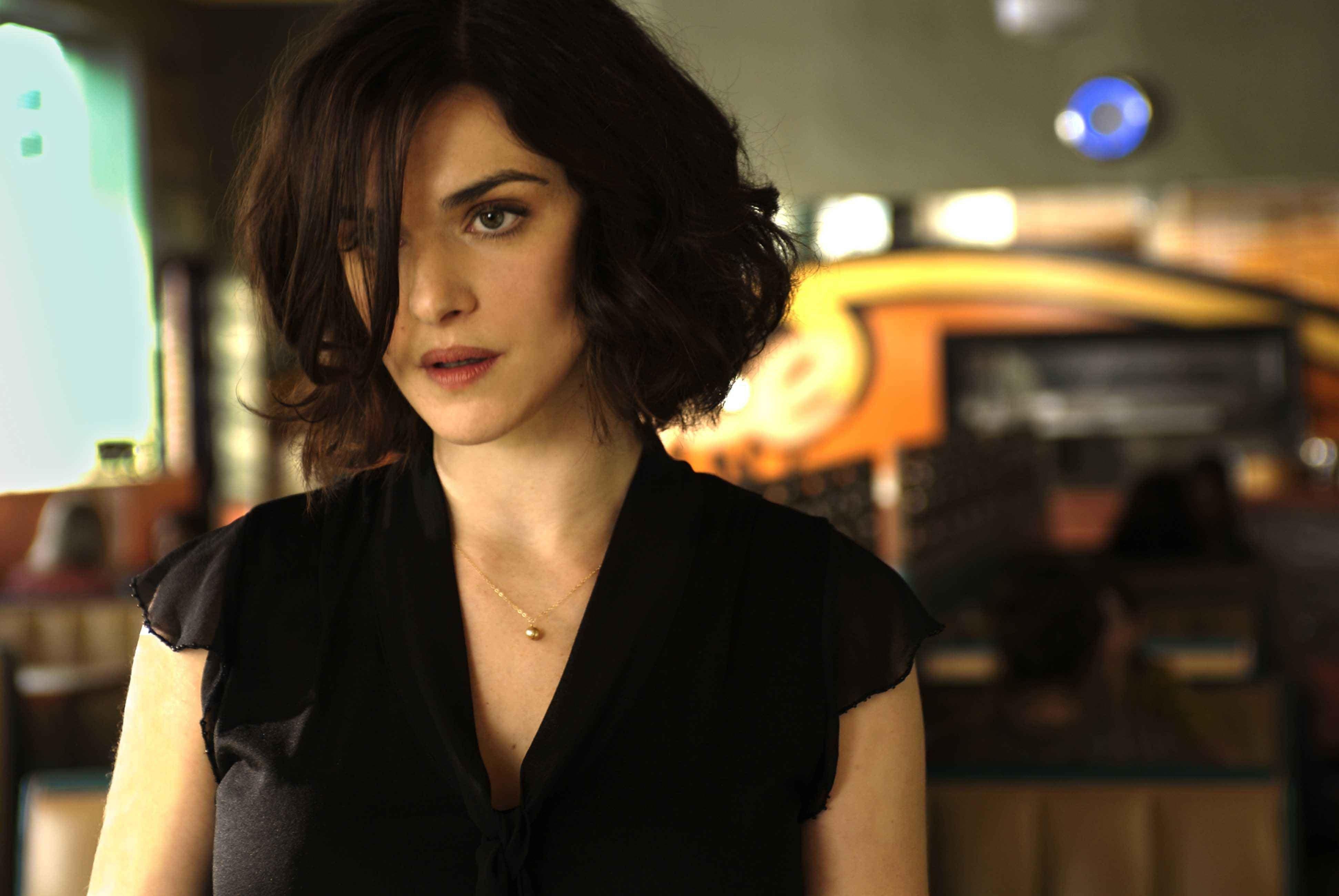 3884x2600 Rachel Weisz in My Blueberry Nights [3884 x 2600 px]