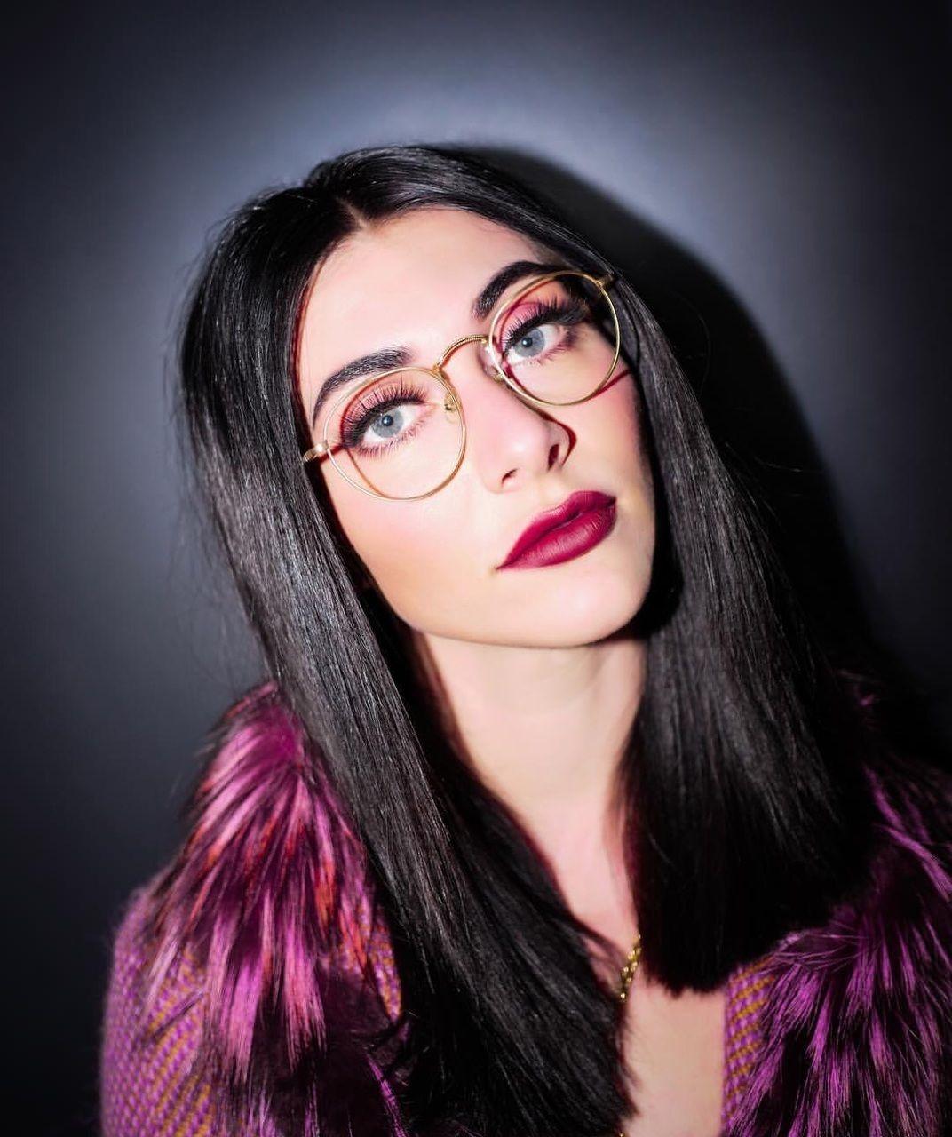 Qveen Herby Qveen Herby Wallpapers - Top Free Qveen Herby Backgrounds - WallpaperAccess