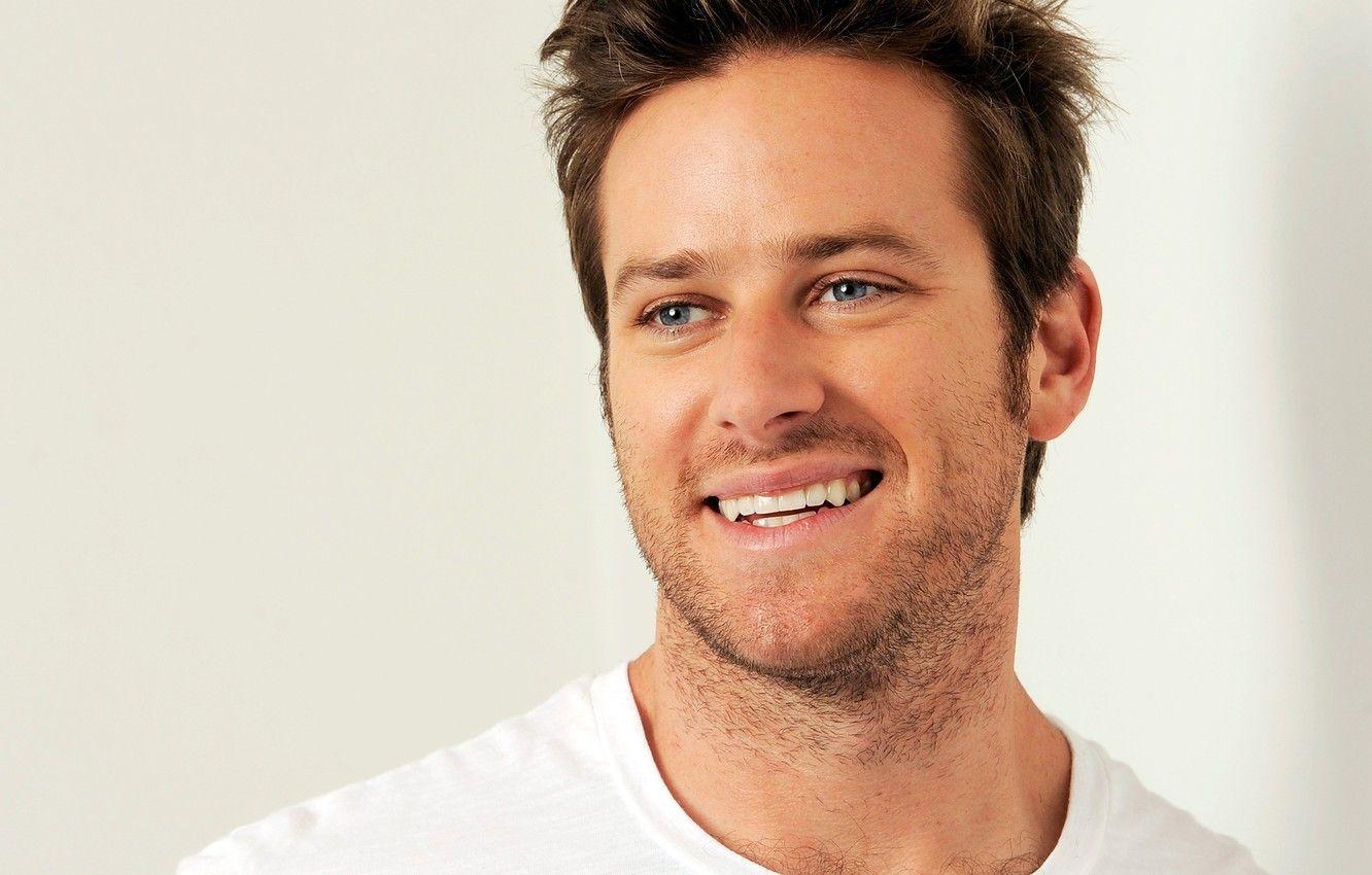 1332x850 Wallpaper look, face, smile, portrait, actor, male, Armie Hammer