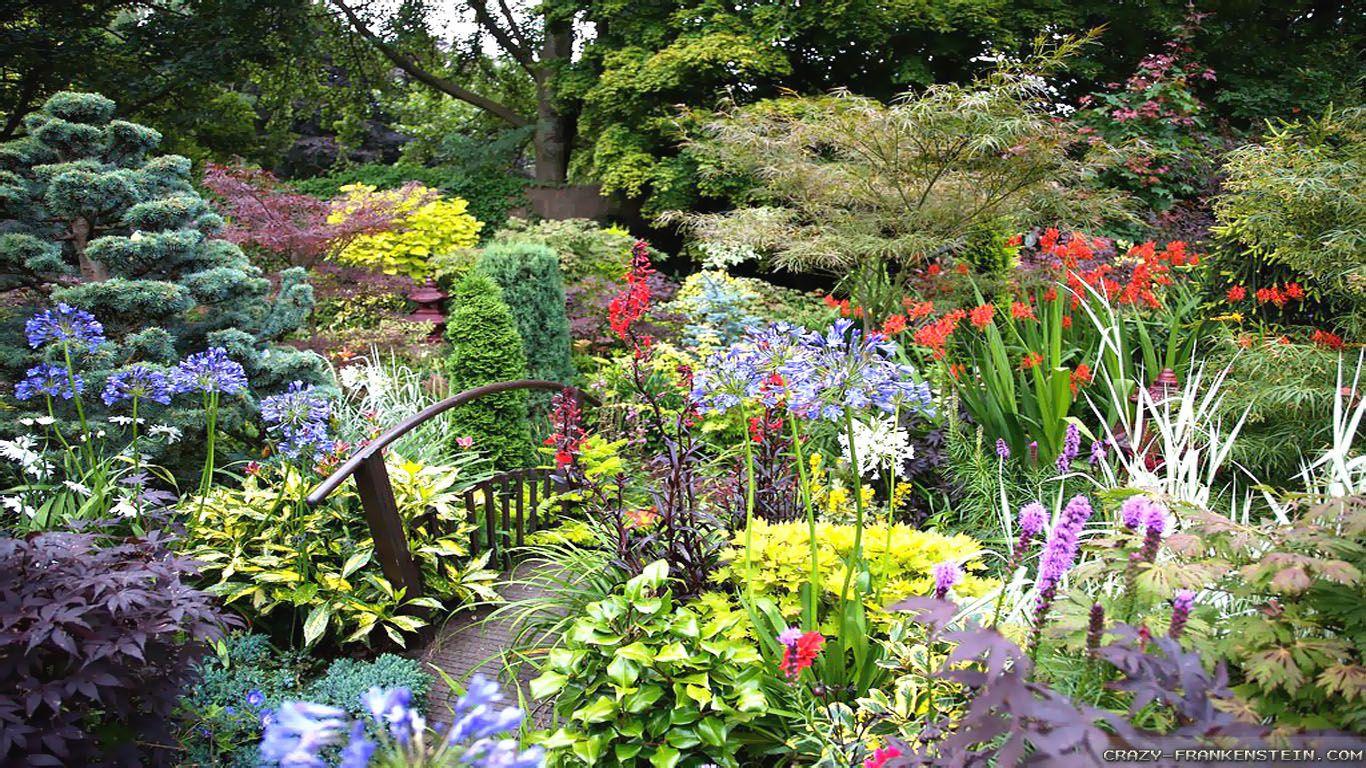 1366x768 gardening: Summer Garden wallpaper