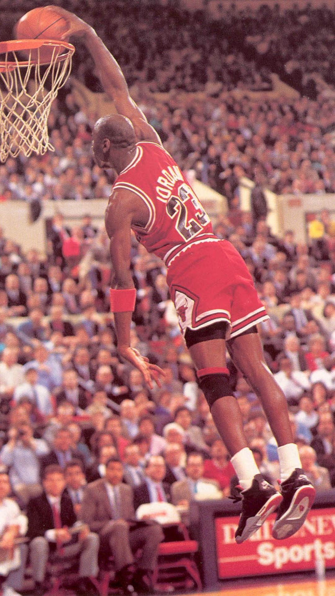 Michael Jordan Dunk Wallpapers Top Free Michael Jordan Dunk Backgrounds WallpaperAccess