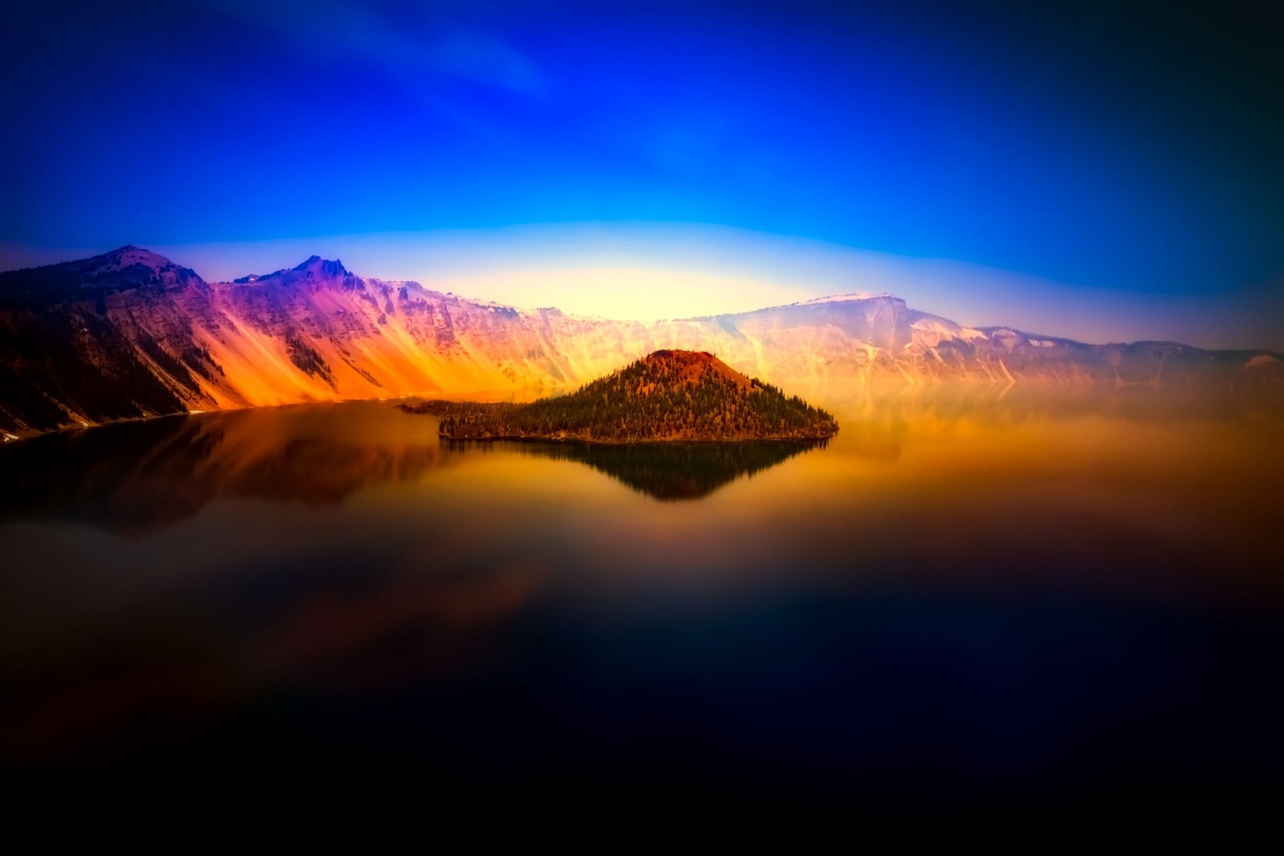 2560x1708 HD Crater Lake in Oregon Wallpaper
