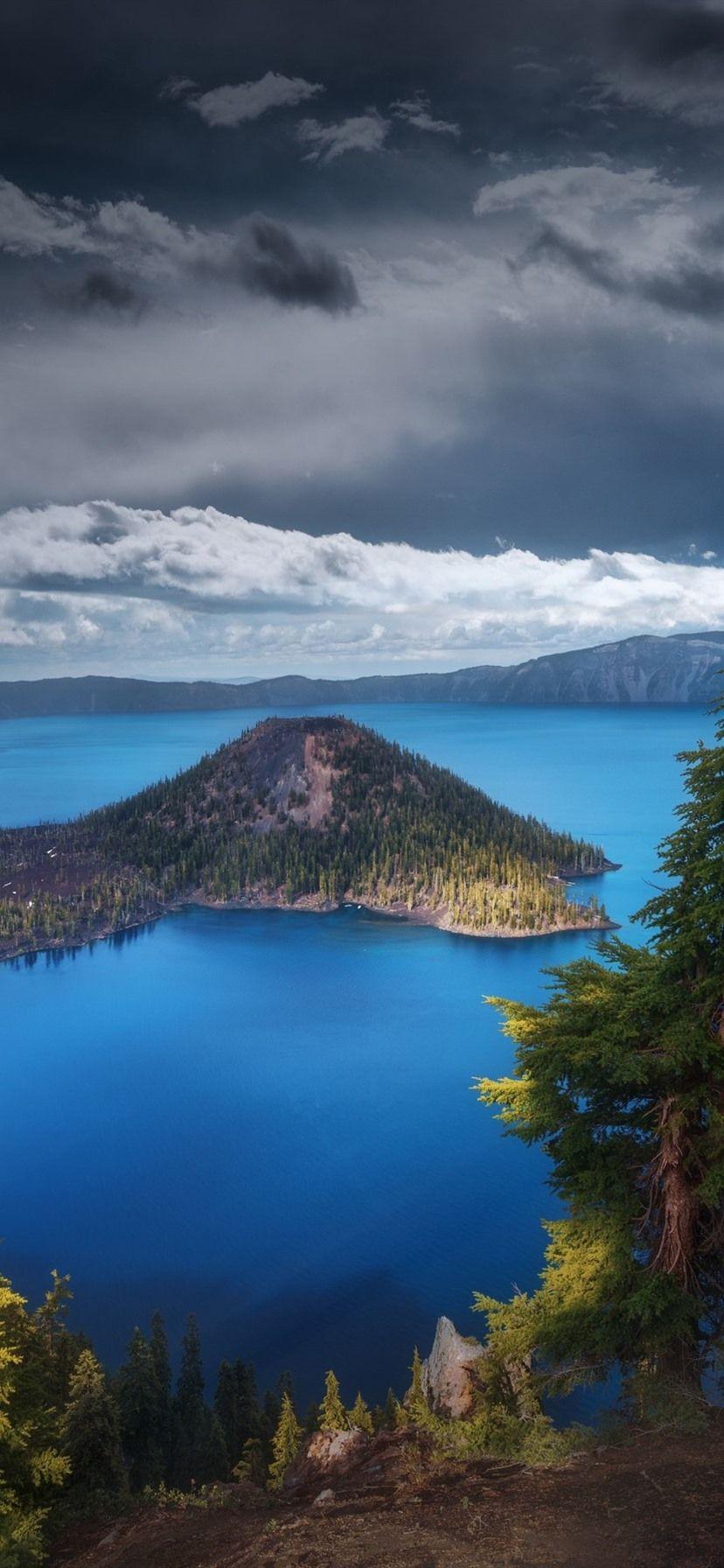 828x1792 USA, Oregon, Crater Lake, trees, nature landscape 828x1792 iPhone
