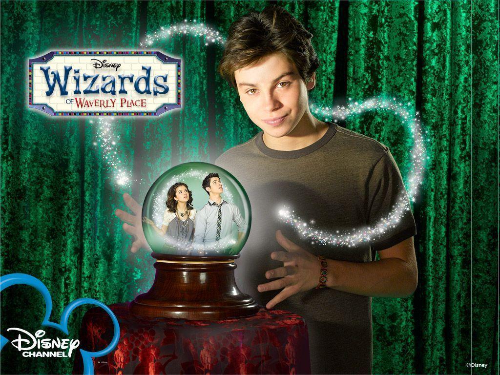 1024x768 Wizards Of Waverly Place Wallpaper