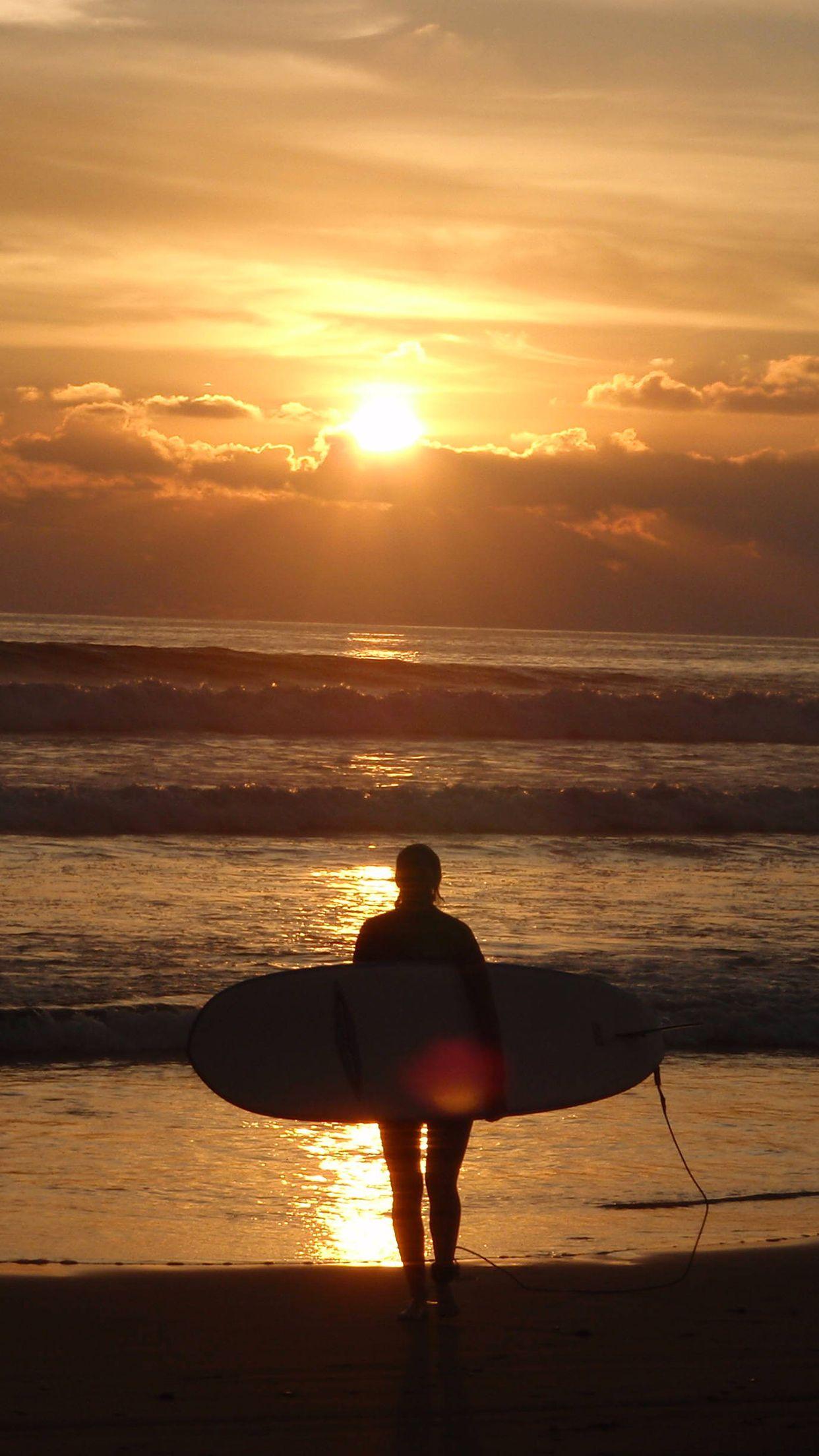 1242x2208 Surfing Wallpaper for iPhone