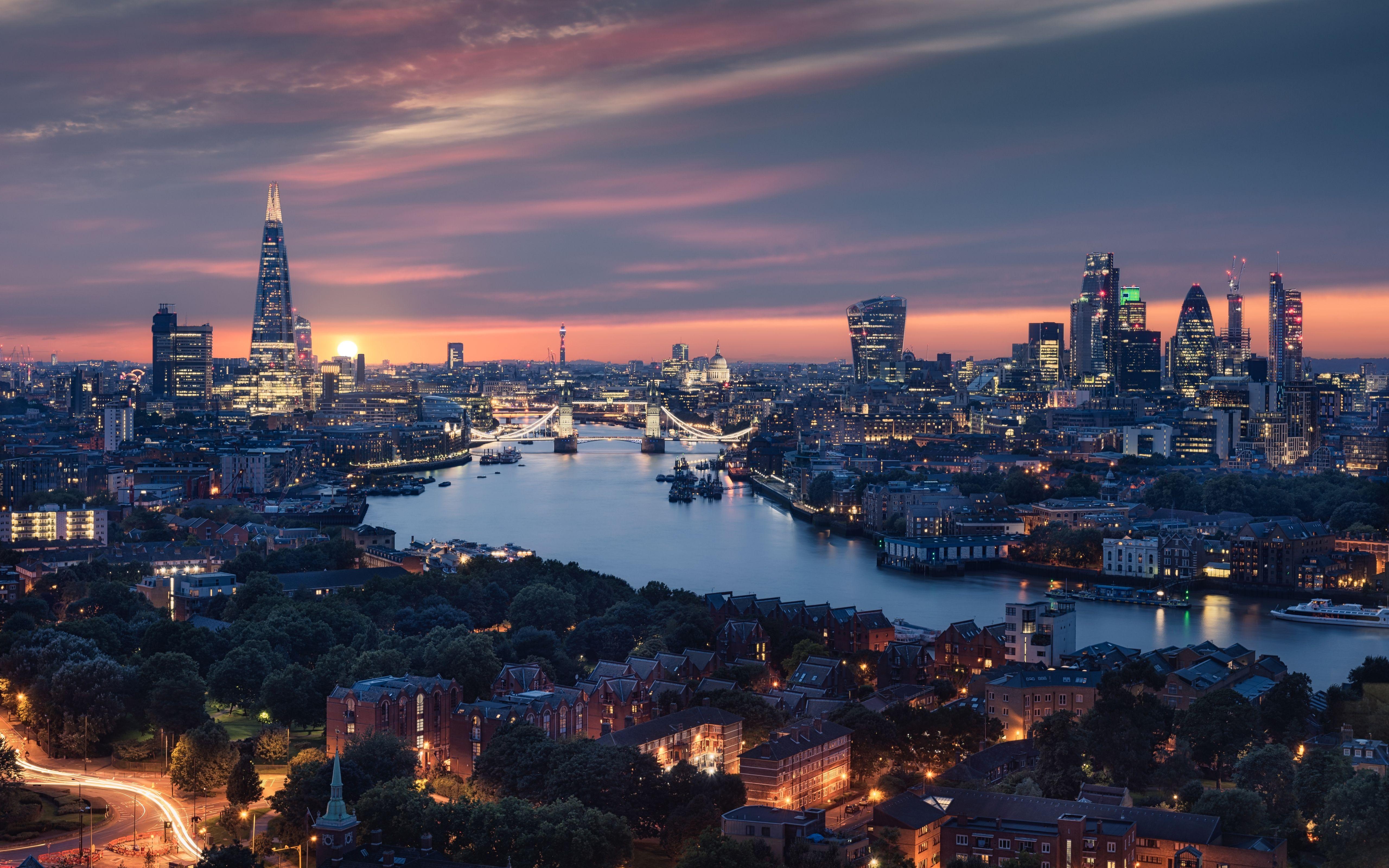 5120x3200 London At Nightfall (UK) 5K UHD 16:10 5120x3200 Wallpaper
