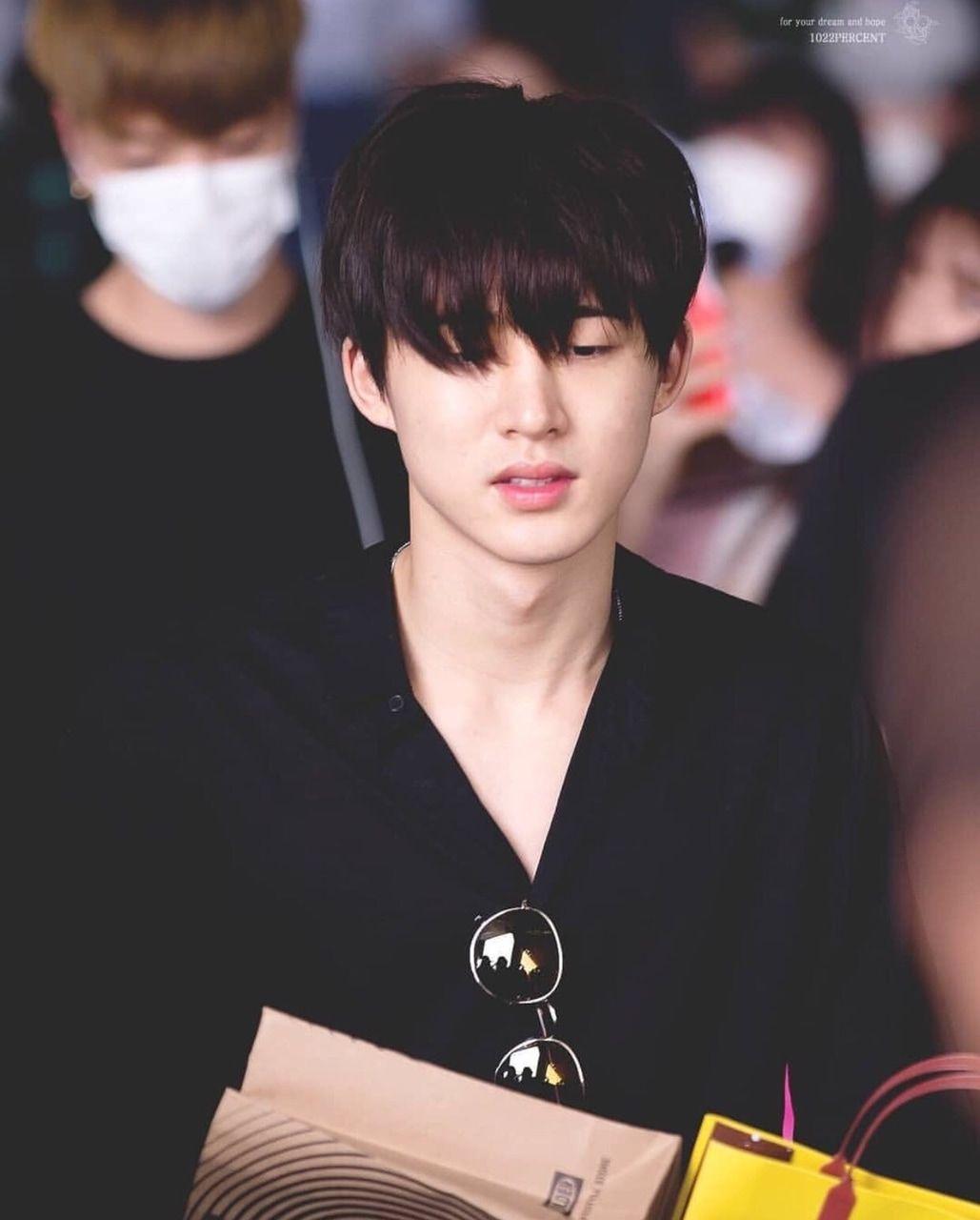 1029x1280 aesthetic, wallpaper, ikon and black