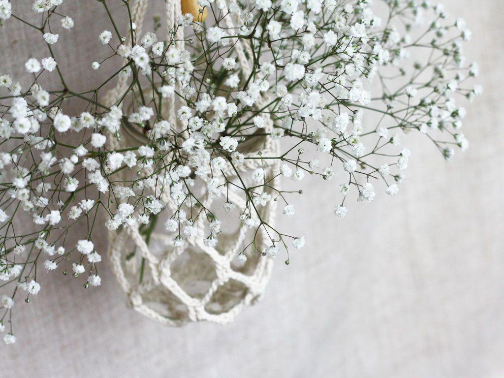 1024x768 Crochet mason jars with babys breath
