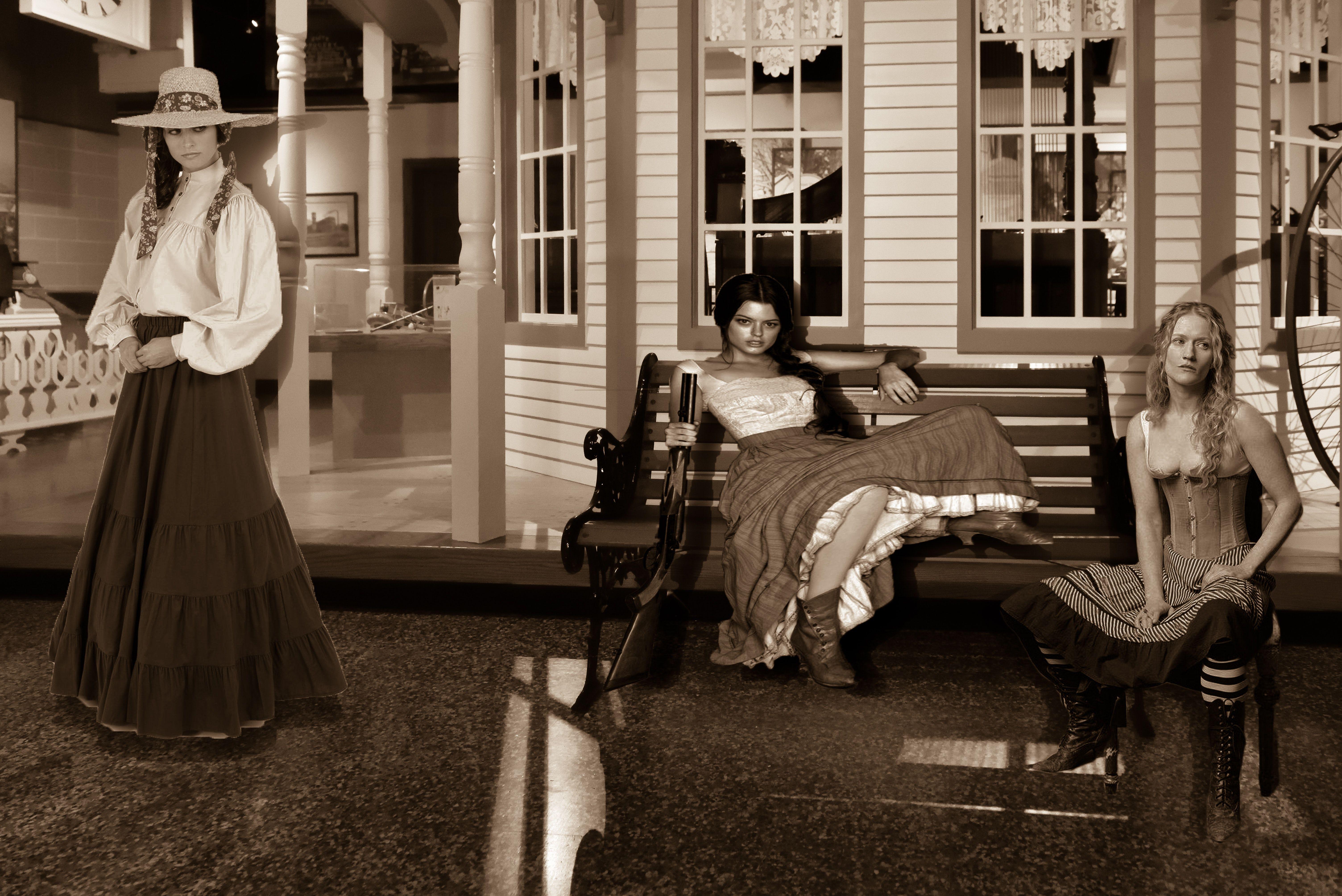 6016x4016 Free of gunslinger, ladies, old west