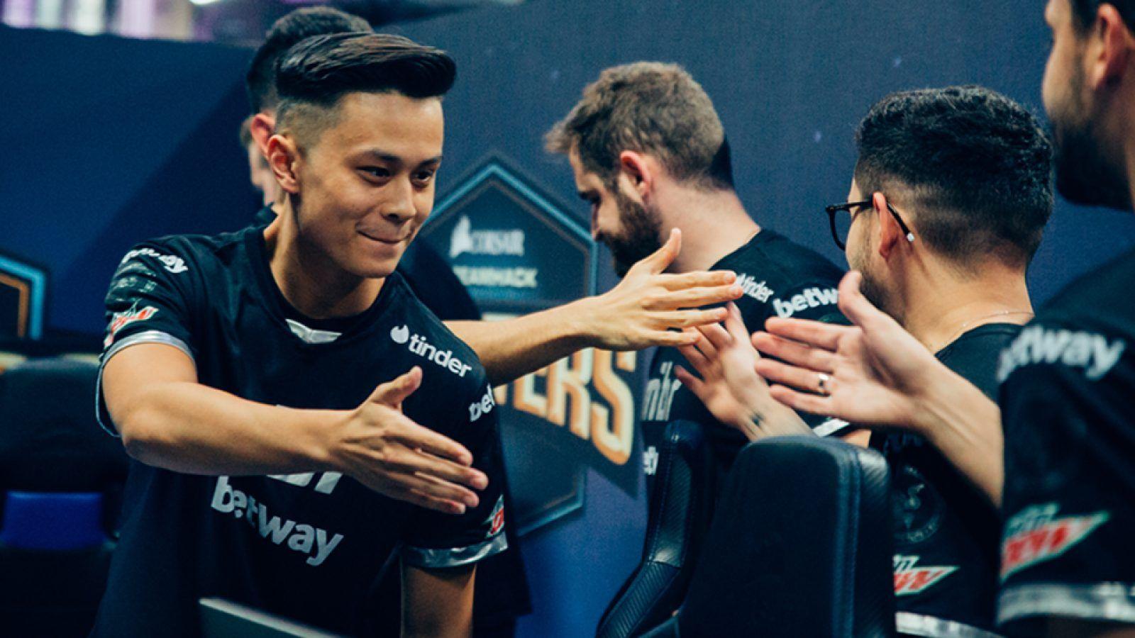 1600x900 Stewie2K: My parents thought I would be a failure