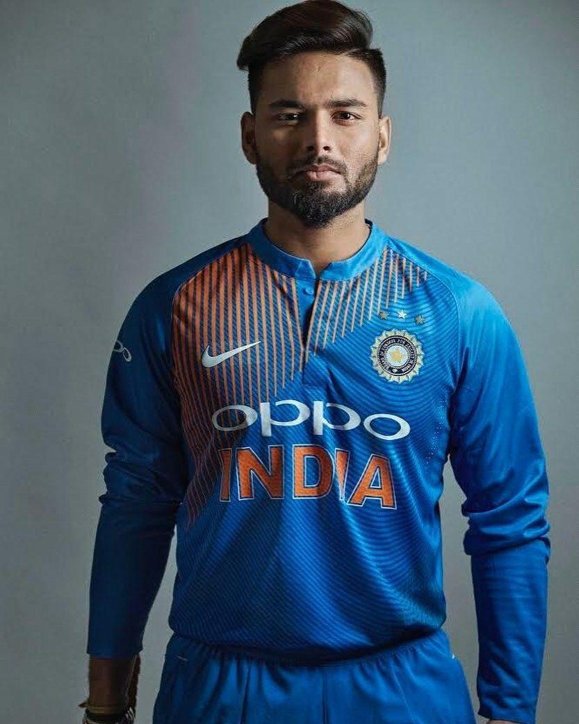 833x1041 Rishabh Pant ÇÅ