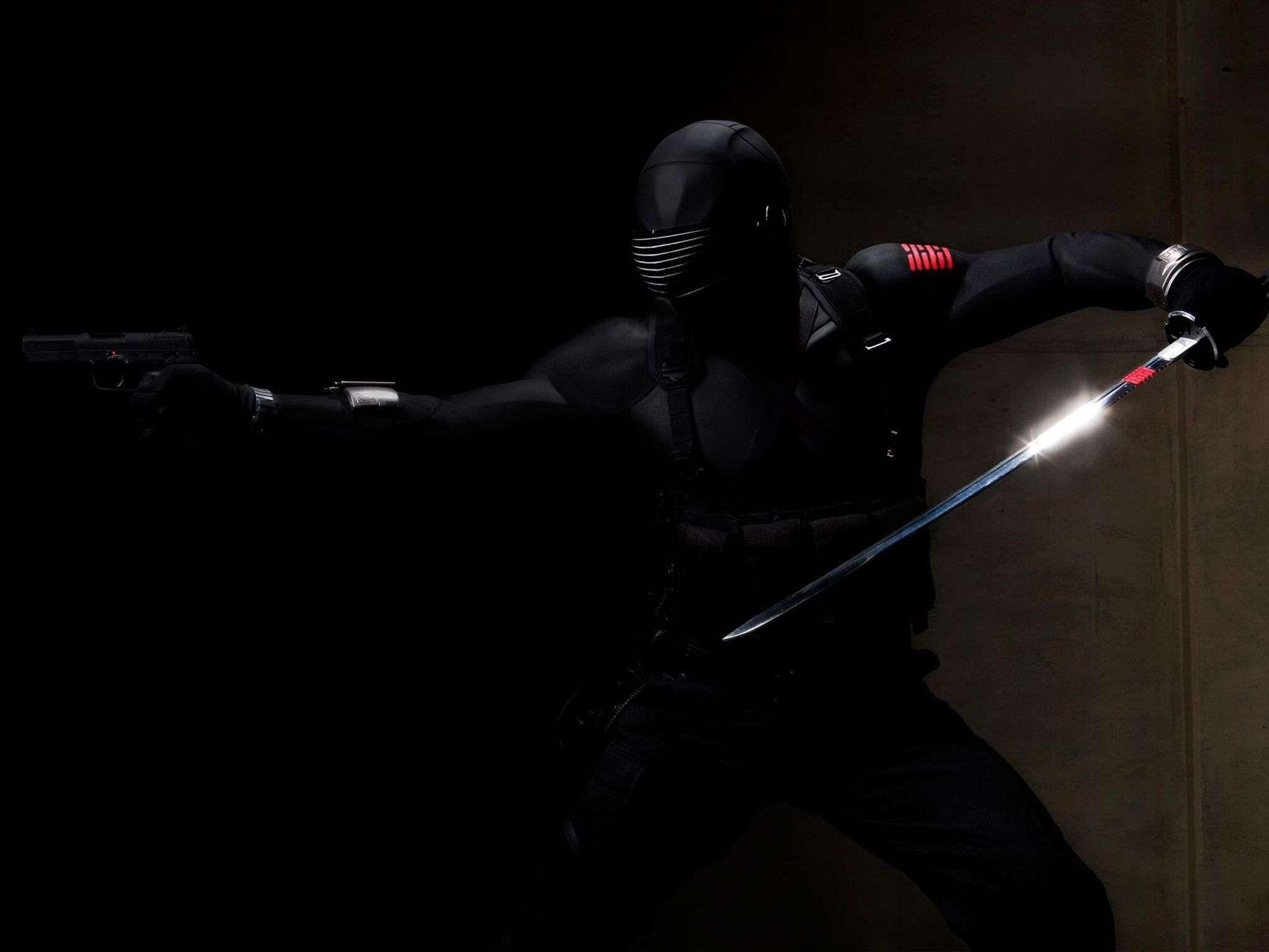 2048x1536 View Of Black Warrior : HD Wallpaper