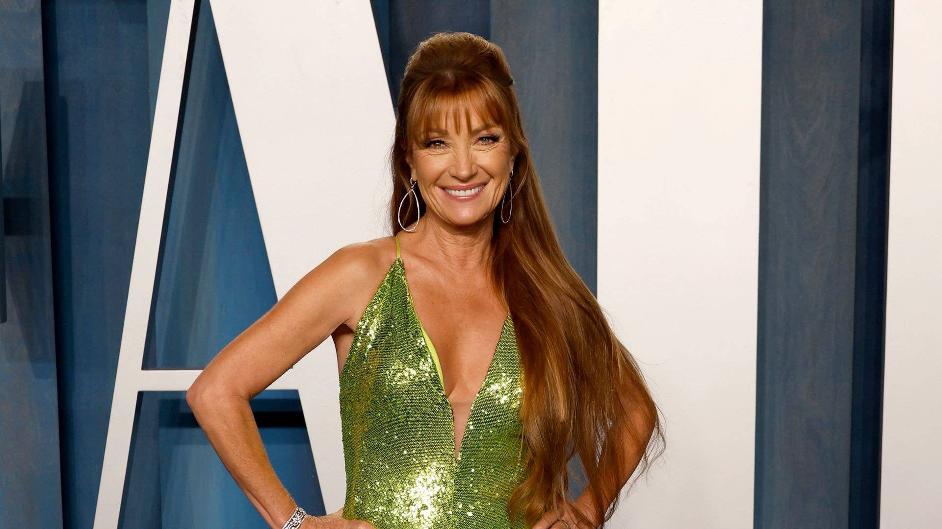 1920x1080 Jane Seymour, showcases endless legs in plunging swimsuit that will turn your head