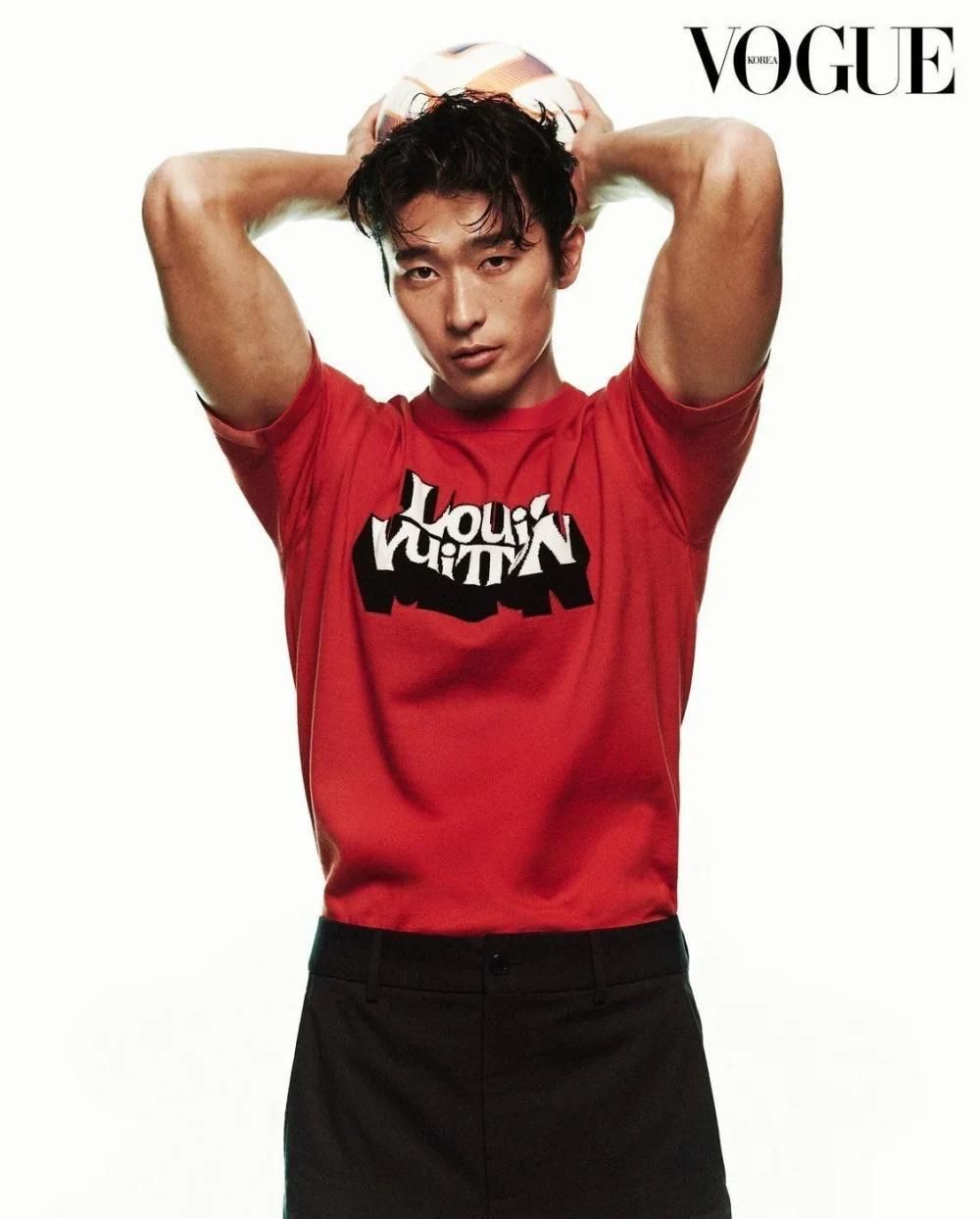 1000x1244 Cho Gue Sung Korean, 6' Striker, FC Midtjylland, Previously Linked To Rangers, Known As The Korean David Beckham, Made Famous With A 2022 World Cup Double Against Ghana, 2 Million