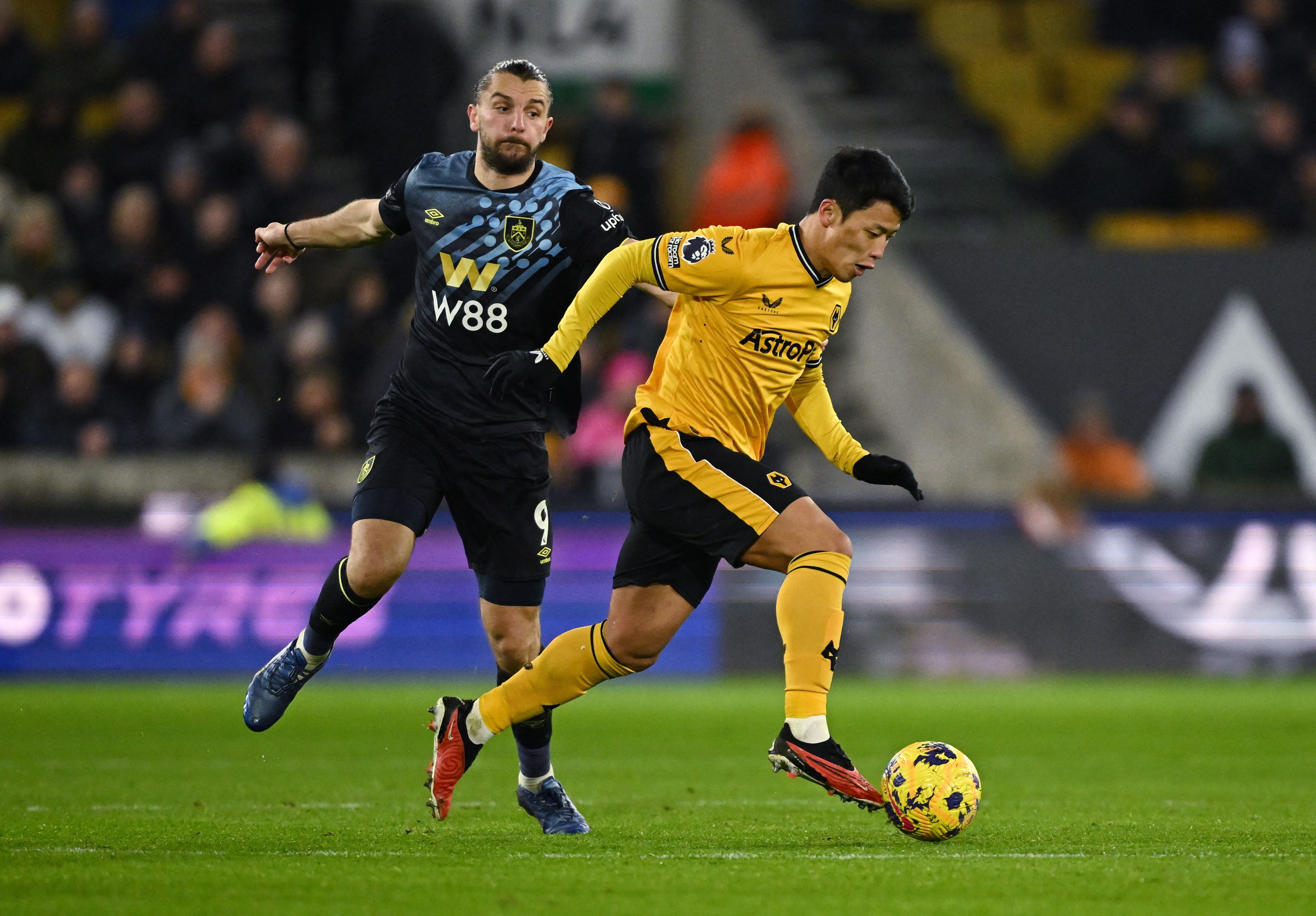 4852x3375 Hwang Hee Chan Accepts Burnley Gift As Wolves Win 1 0