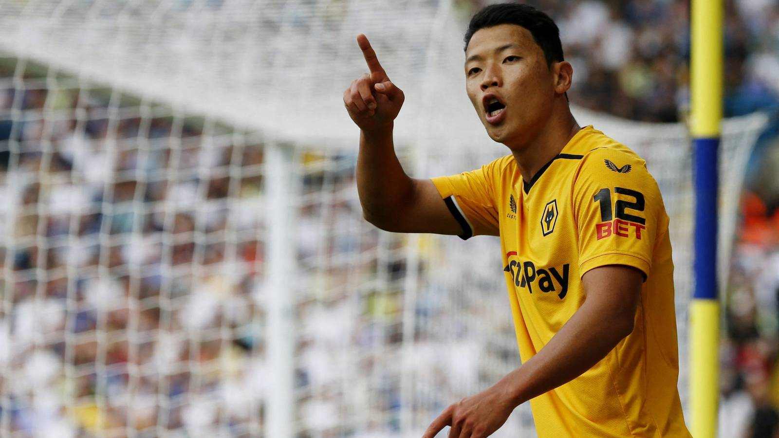 1600x900 Leeds: Whites Working On Hwang Hee Chan Move