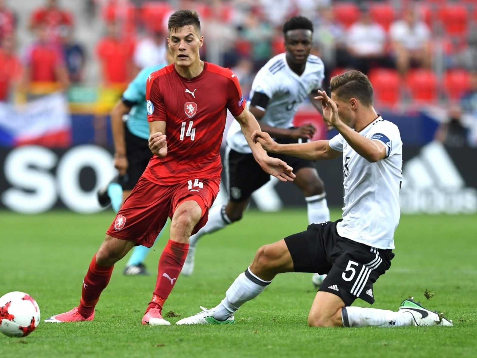 1600x1200 Patrik Schick's move to Juventus called off due to failed medical