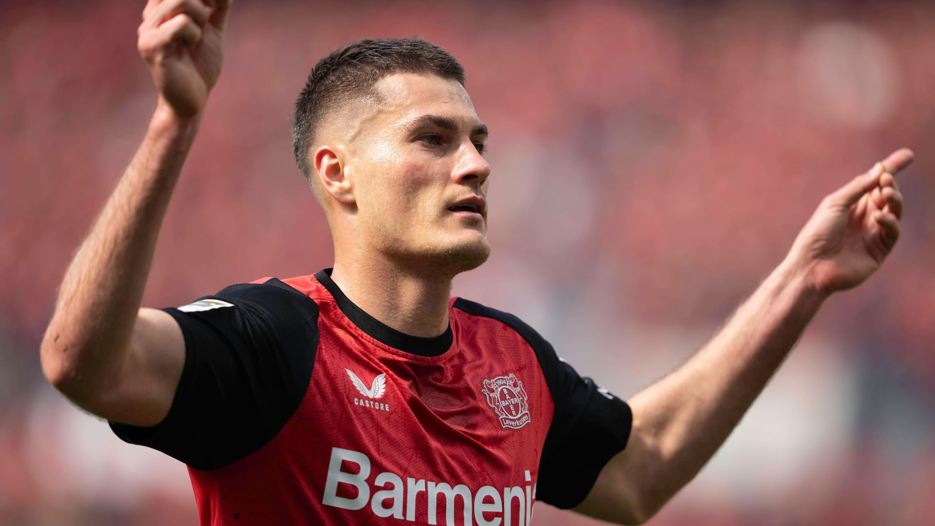 1920x1080 Bayer Leverkusen: Stürmer Patrik Schick zweifelt an eigener Mannschaft