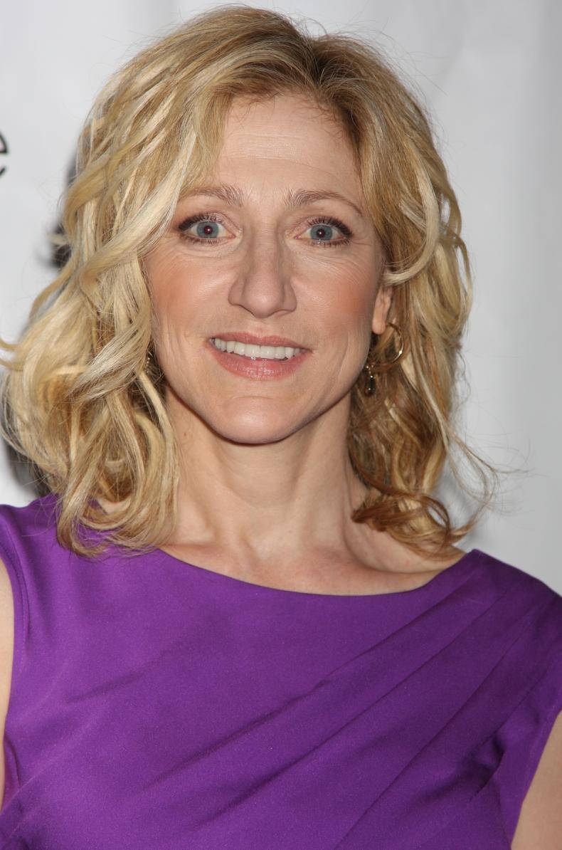 790x1194 Edie Falco Wallpaper