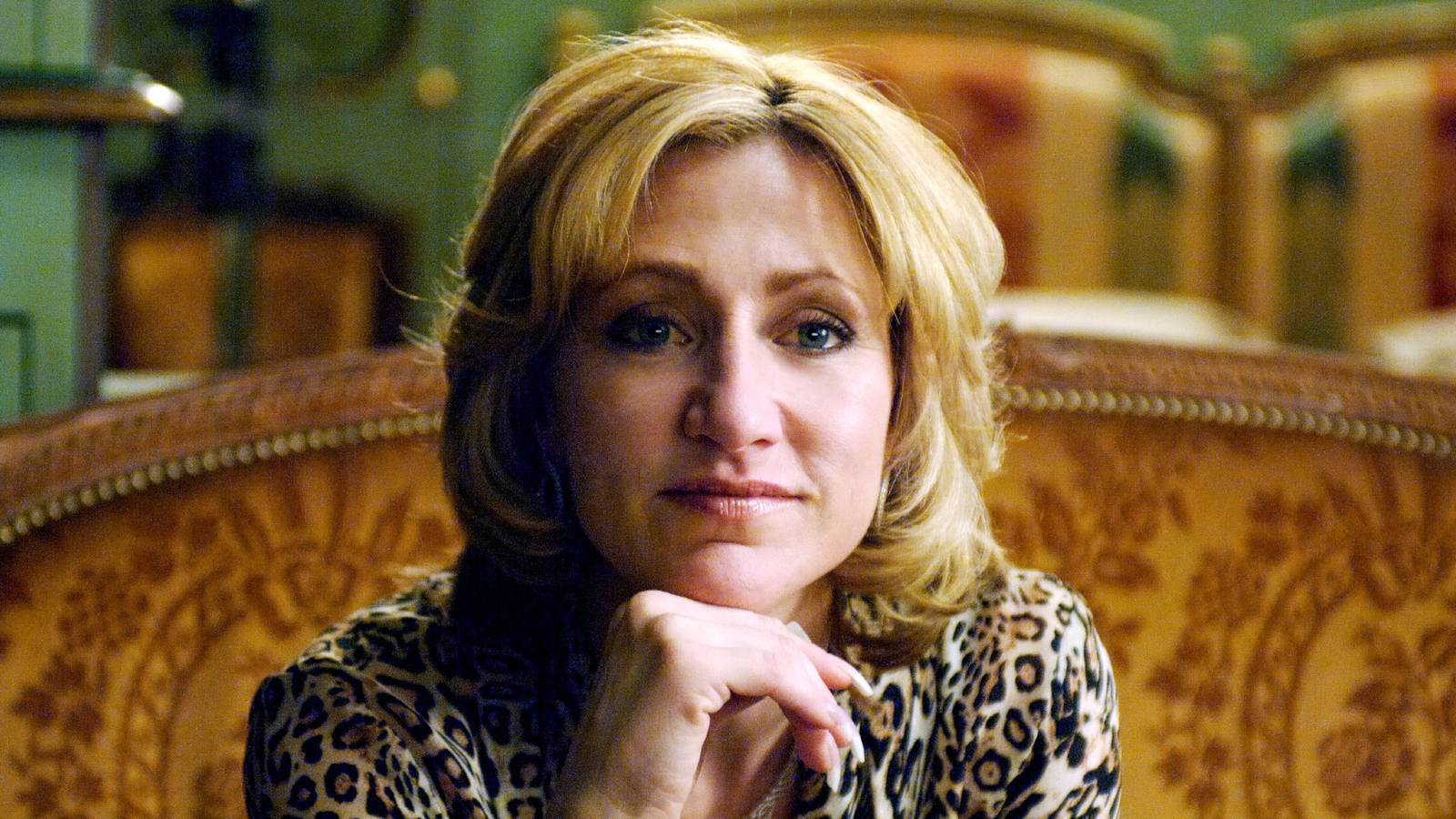 1600x900 Edie Falco's Nurse Jackie Becomes Netflix Streaming Hit