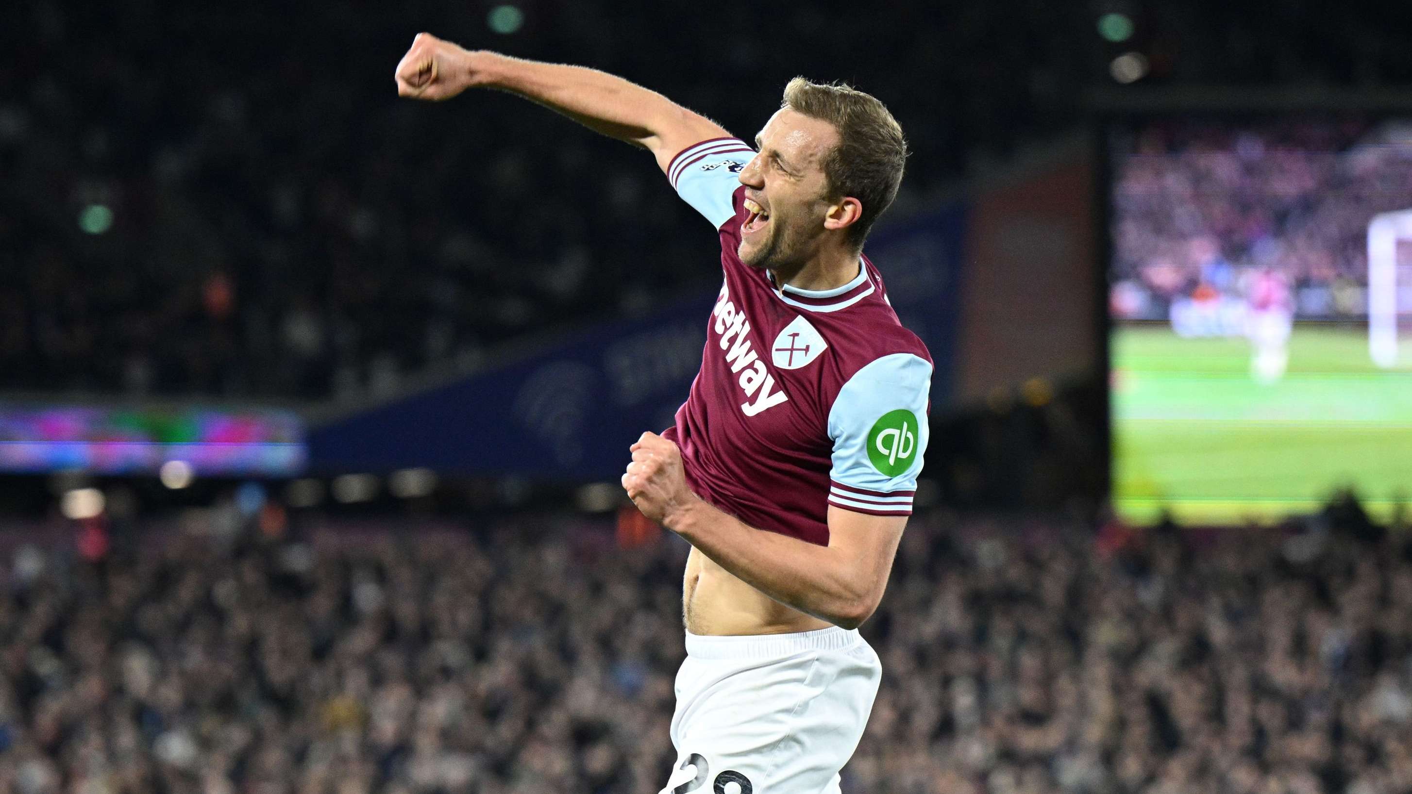 2908x1636 Respect to Tomas Soucek! West Ham star didn't use trademark 'helicopter' celebration against Leicester following death of owner in 2018 crash. Goal.com Kenya