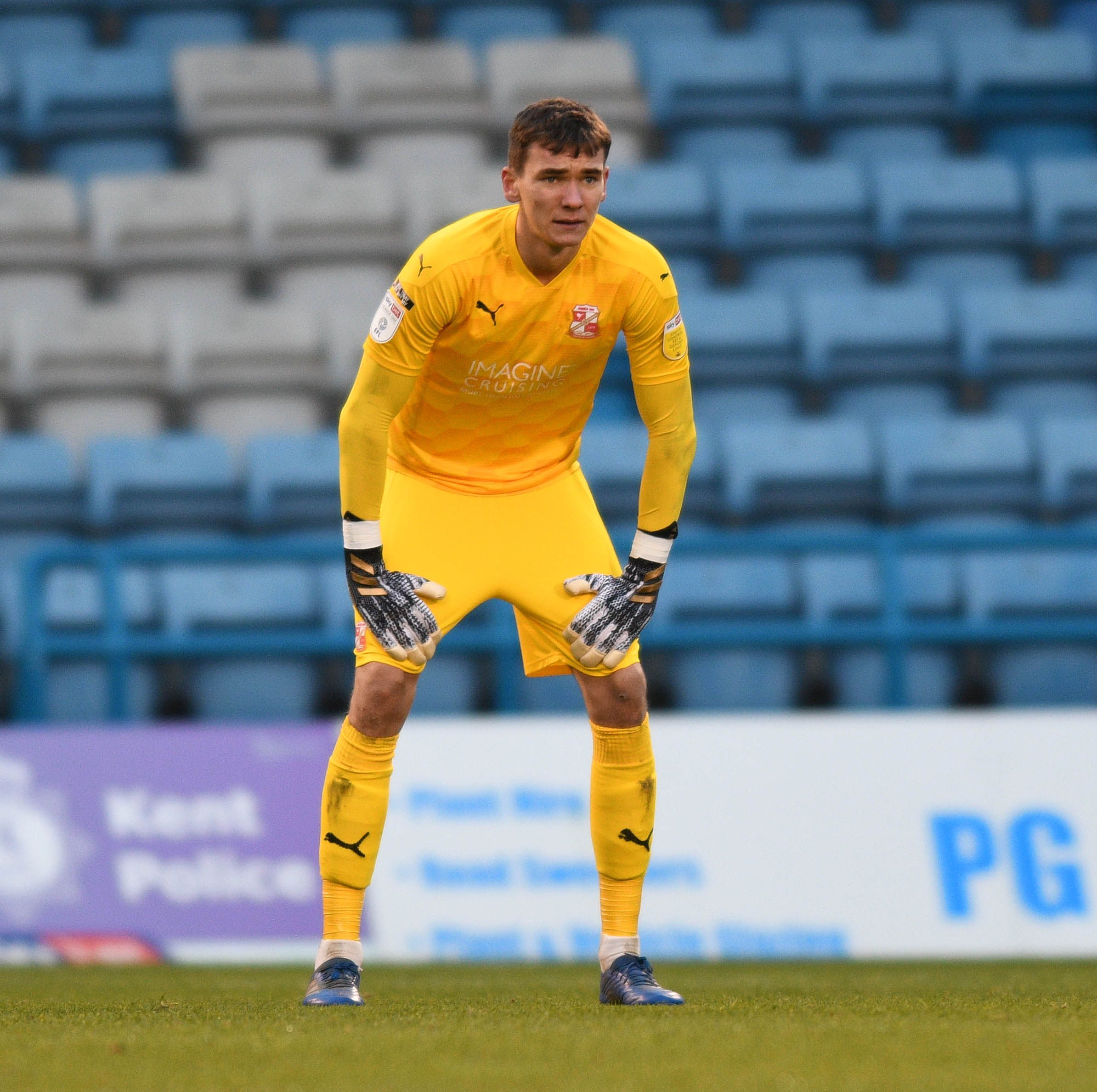 2388x2377 Manchester United recall goalkeeper Matej Kovar from Swindon Town
