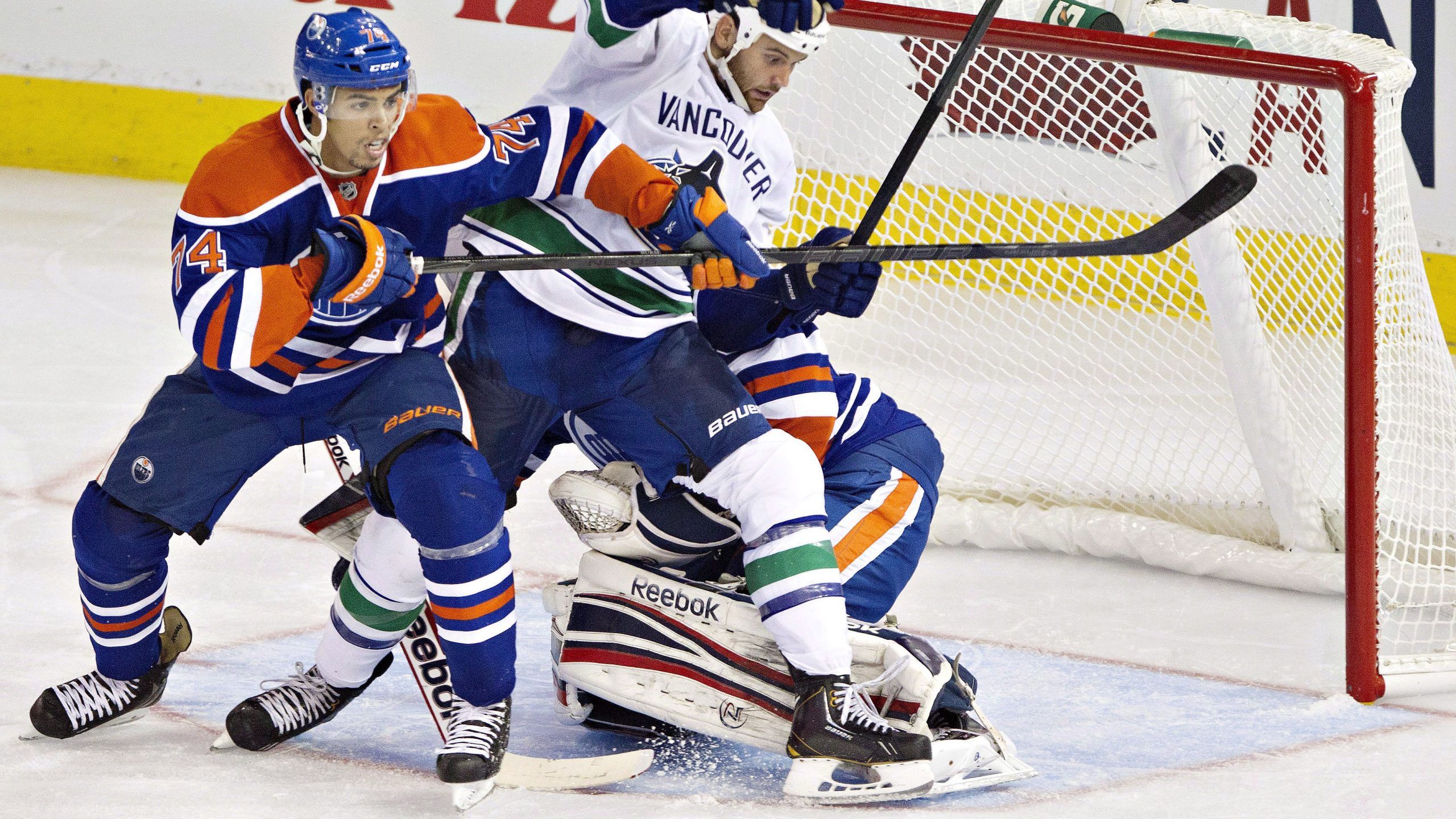 2560x1440 Nurse, Moroz aiming for a spot on Oilers roster