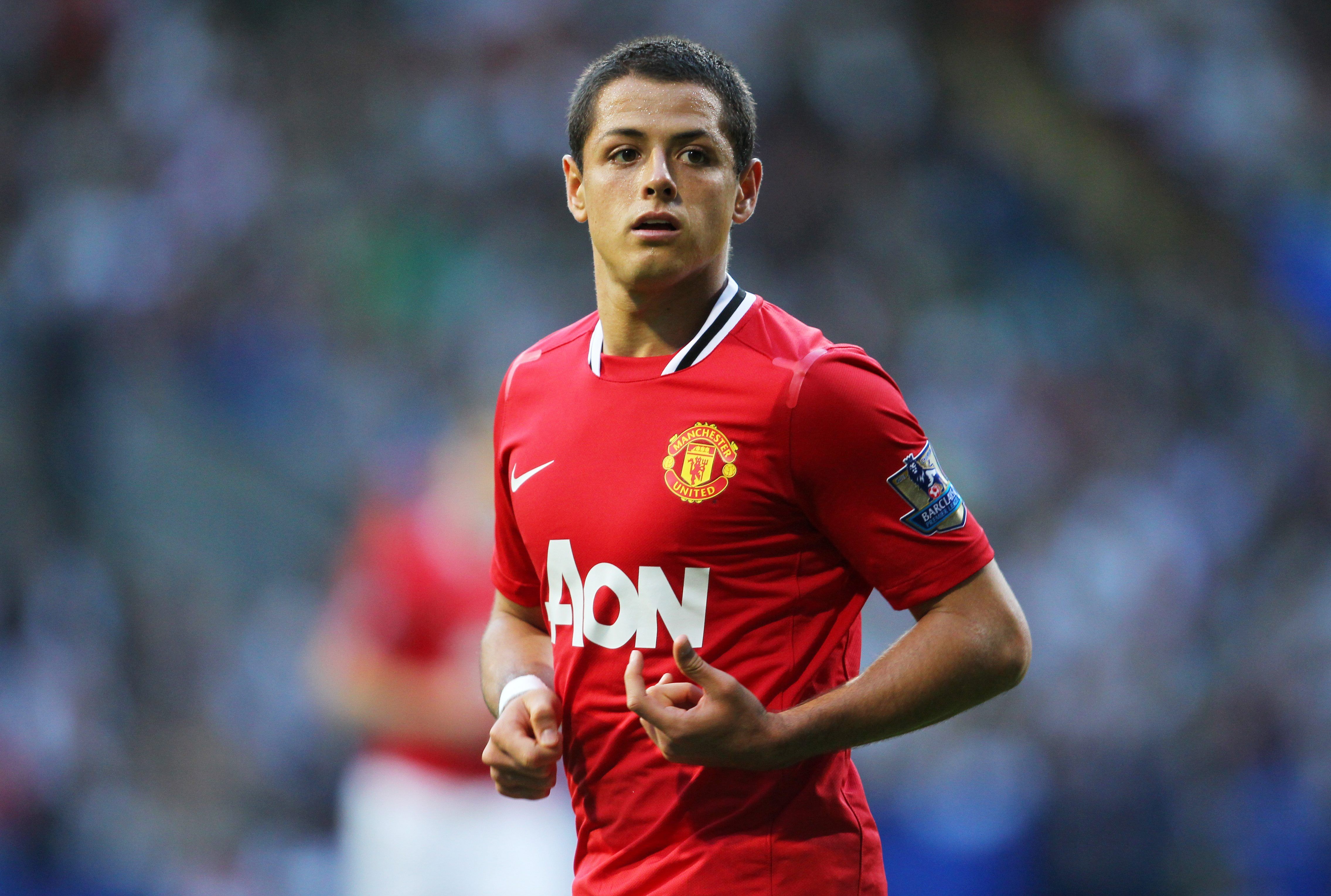 4542x3060 Download Mexican Soccer Javier Hernandez Sports 4k Ultra HD Wallpaperx3060