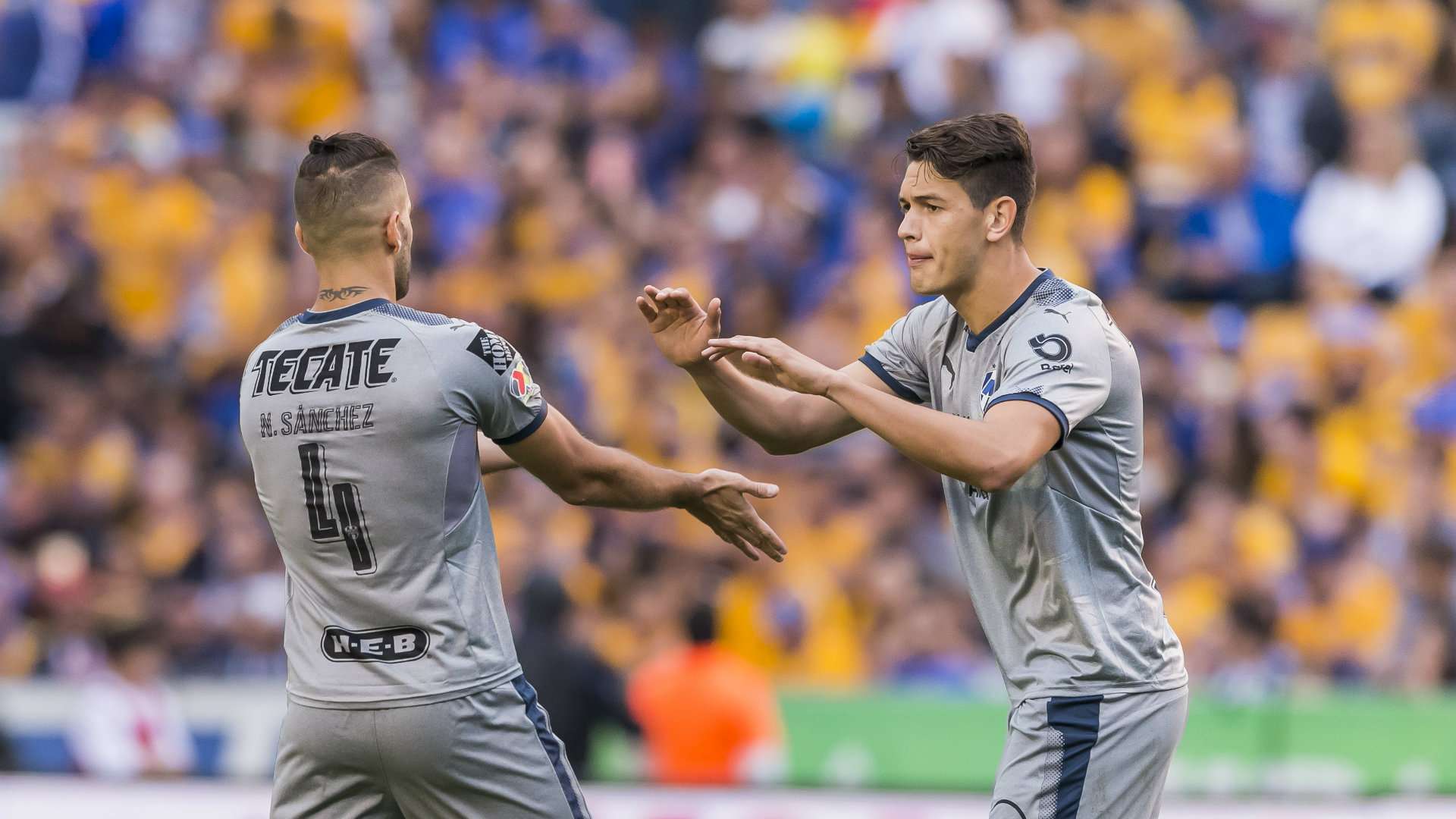1920x1080 César Montes: “Uno primero tiene que respetar el escudo donde está”. Goal.com México