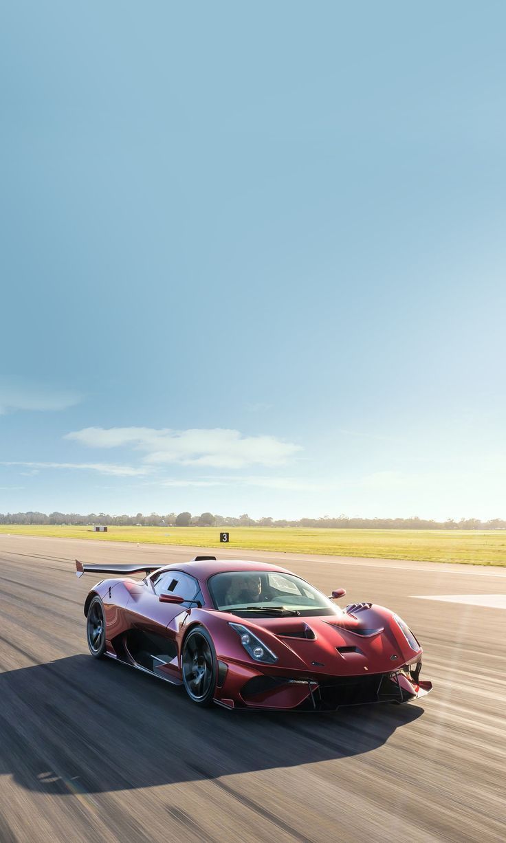 736x1226 Brabham BT62R
