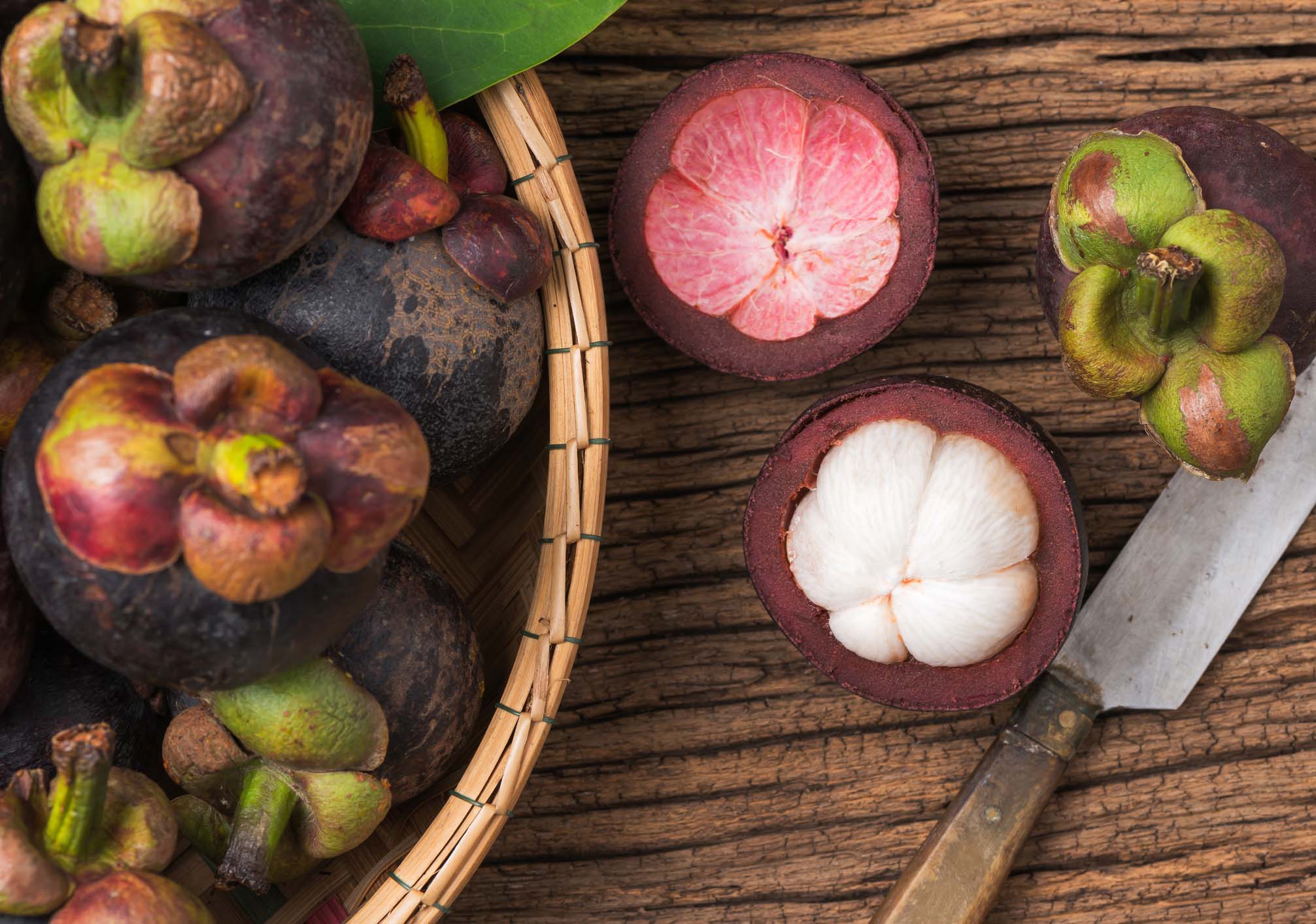 2013x1414 Give Your Day a Lift With Mangosteens