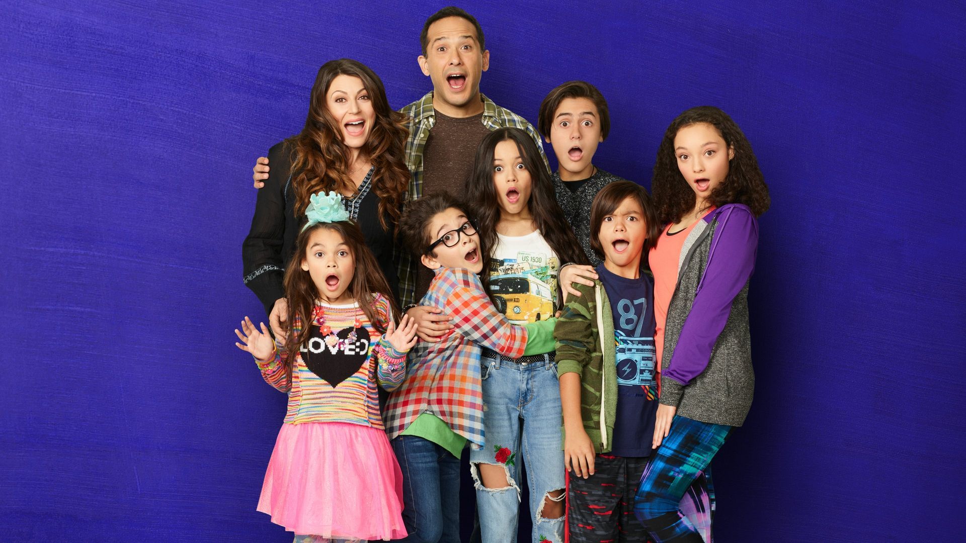 1920x1080 Where to Watch Stuck in the Middle • Season 1 Full Episodes Online