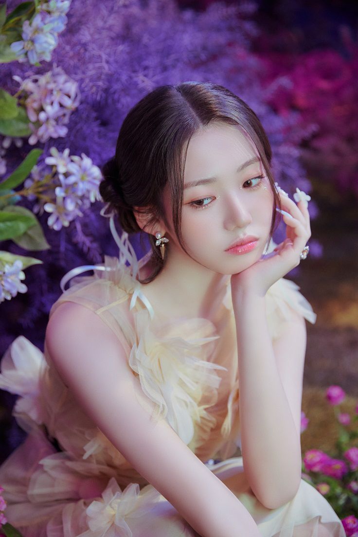 736x1104 BABYMONSTER 베이비몬스터 'Stuck In The Middle' concept photo RORA