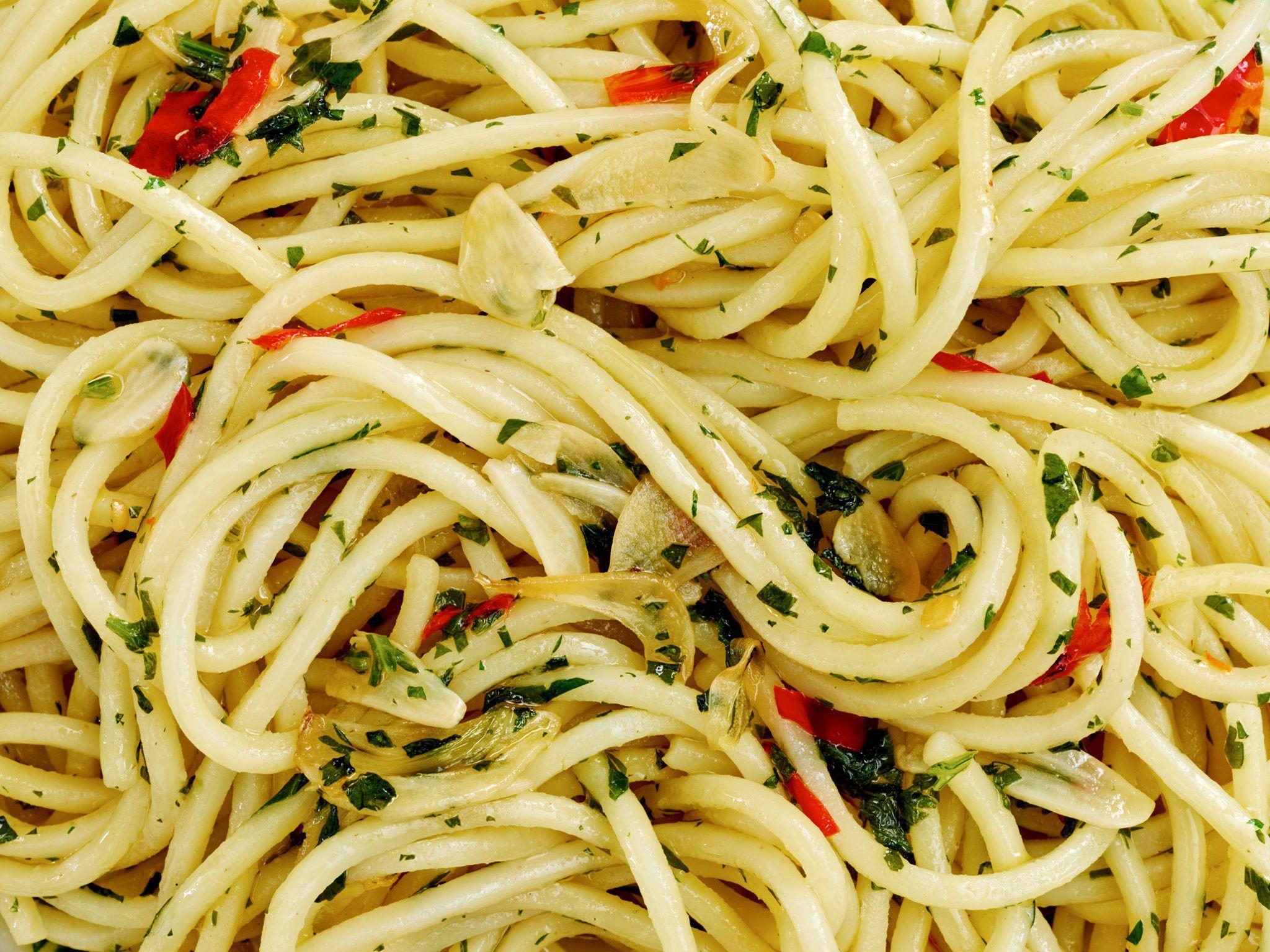 2048x1535 Noodles Background Food Wallpaper