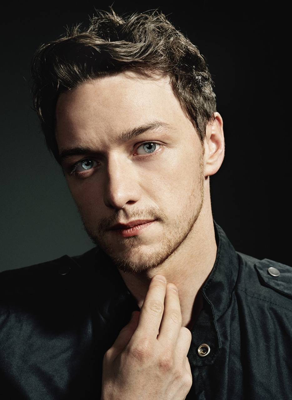 934x1280 James McAvoy wallpaper