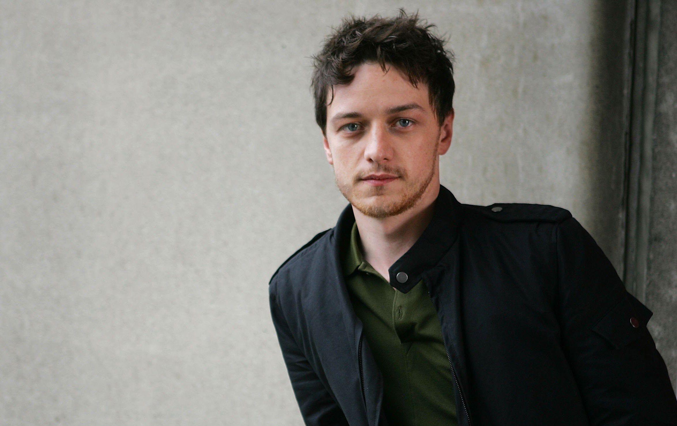 2347x1477 James Mcavoy HD