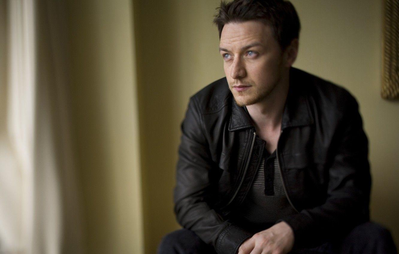 1332x850 Wallpaper look, actor, male, actor, James McAvoy, James Mcavoy