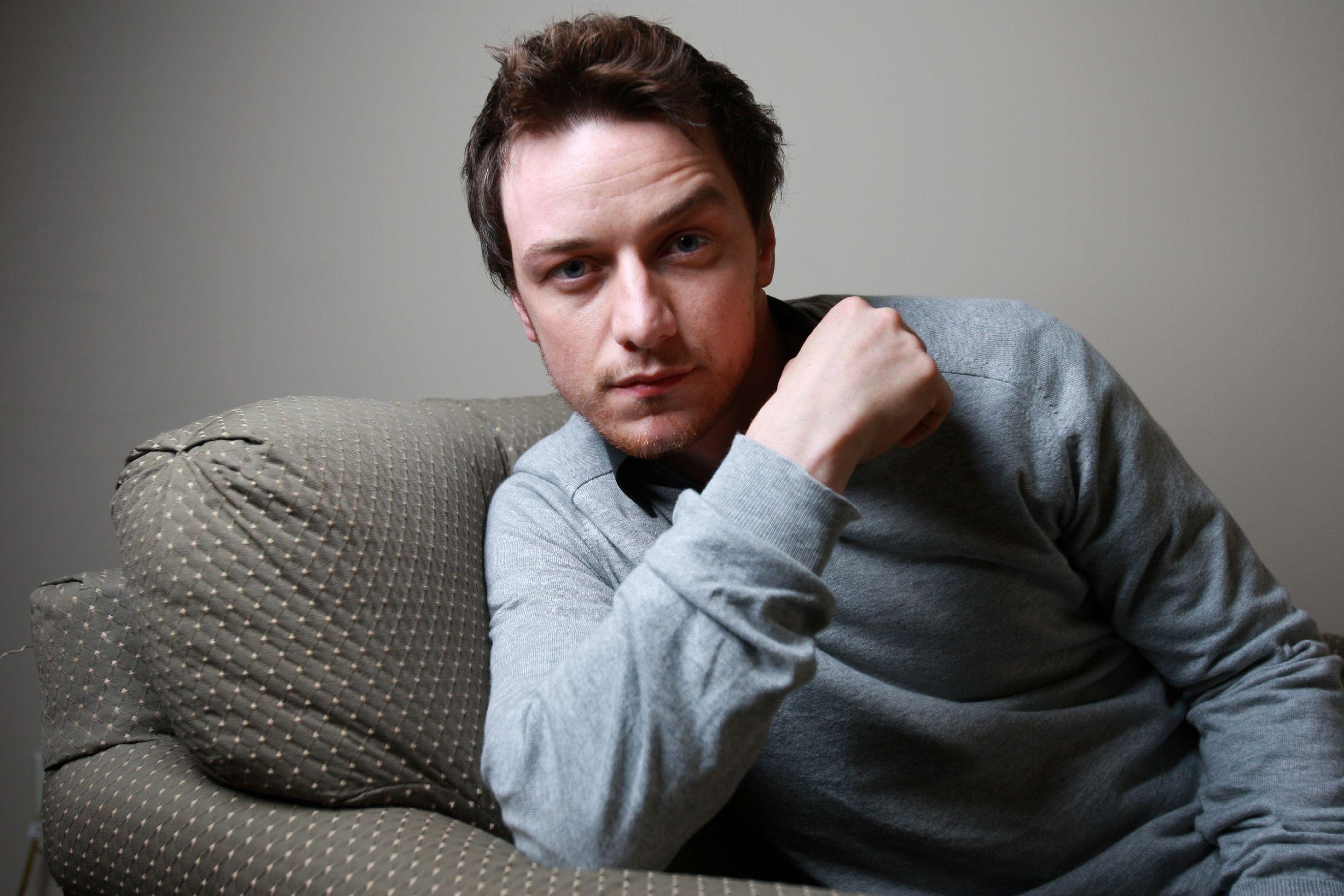 2500x1667 Gallery For > James Mcavoy Wallpaper