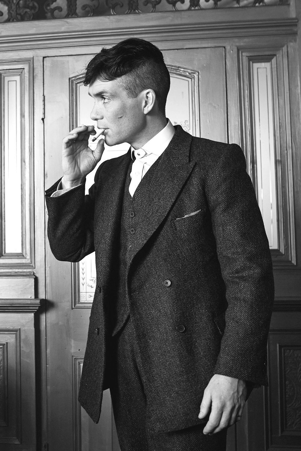 1000x1500 Peaky Blinders Thomas Shelby Cigarette Smoking Black And White HD Wallpaper