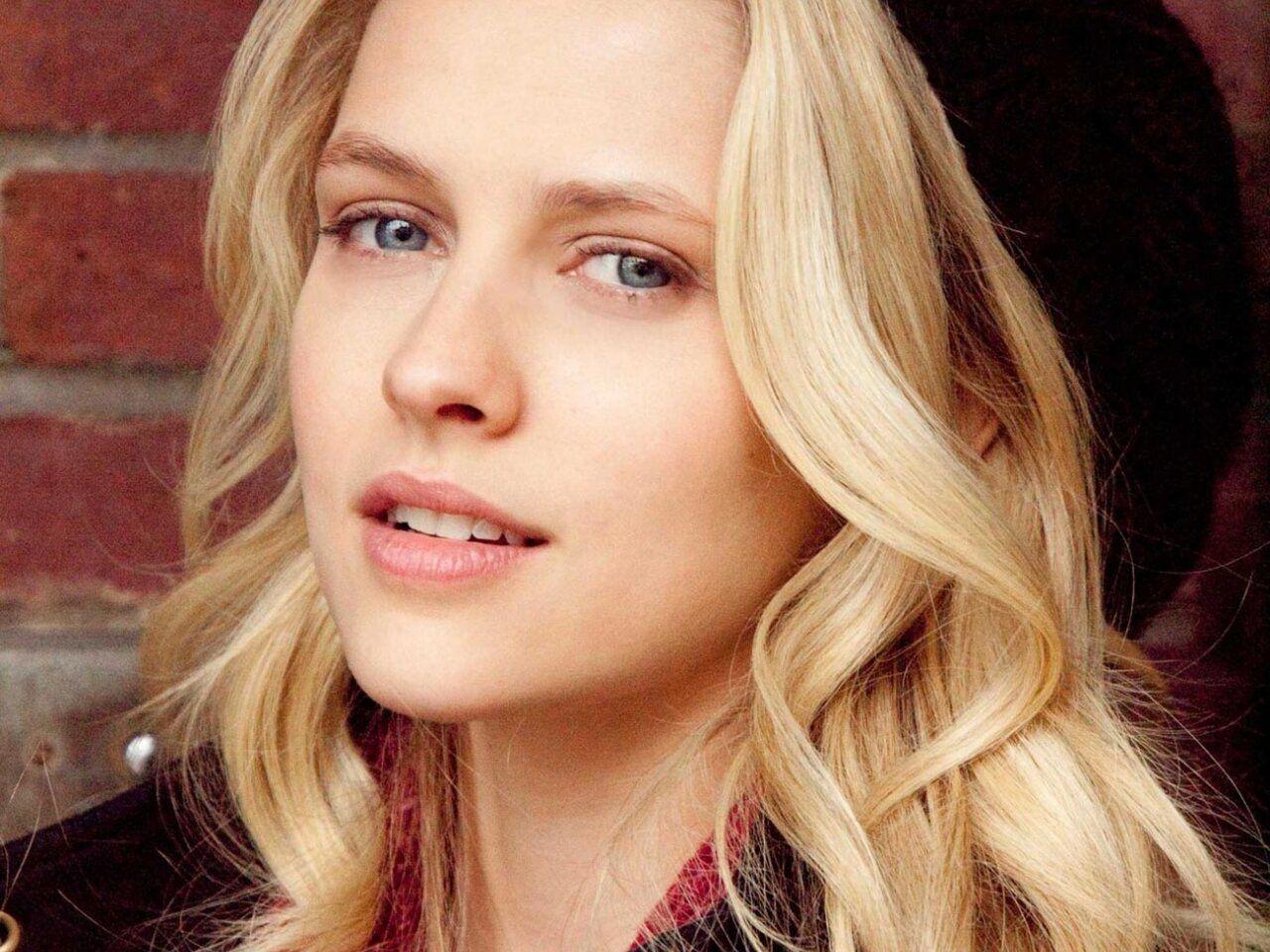 1280x960 Cute Teresa Palmer wallpaperx960