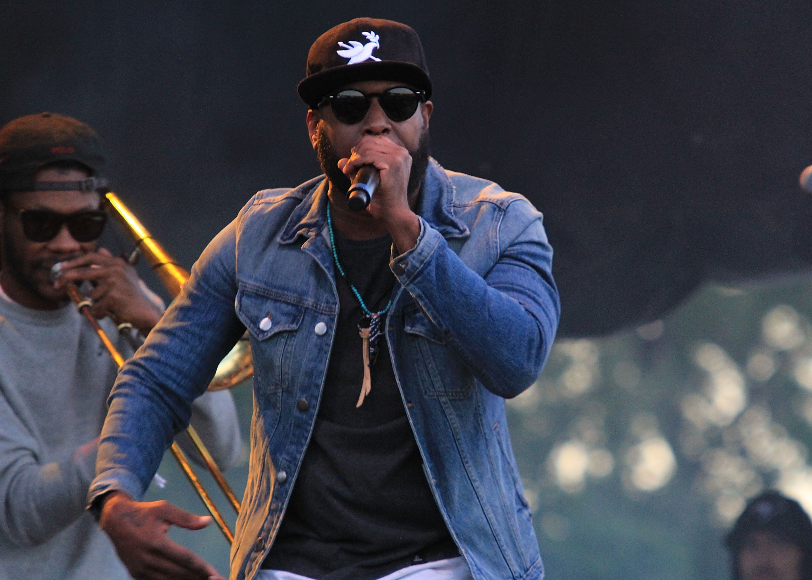 2659x1899 Hear Talib Kweli's Song 'Heads Up Eyes Open' With Rick Ross