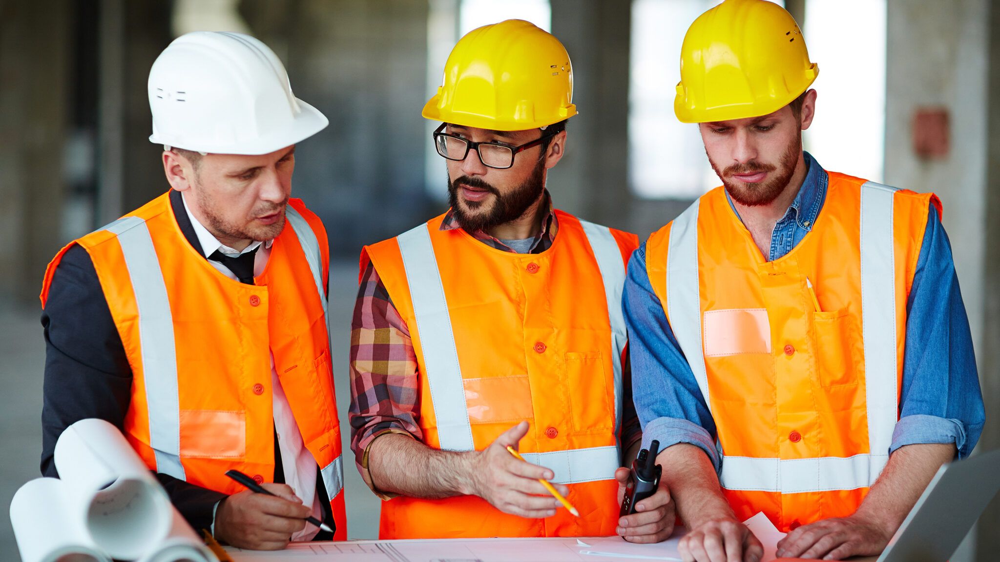 2048x1152 Building a new warehouse? Start planning waste management from the beginning!