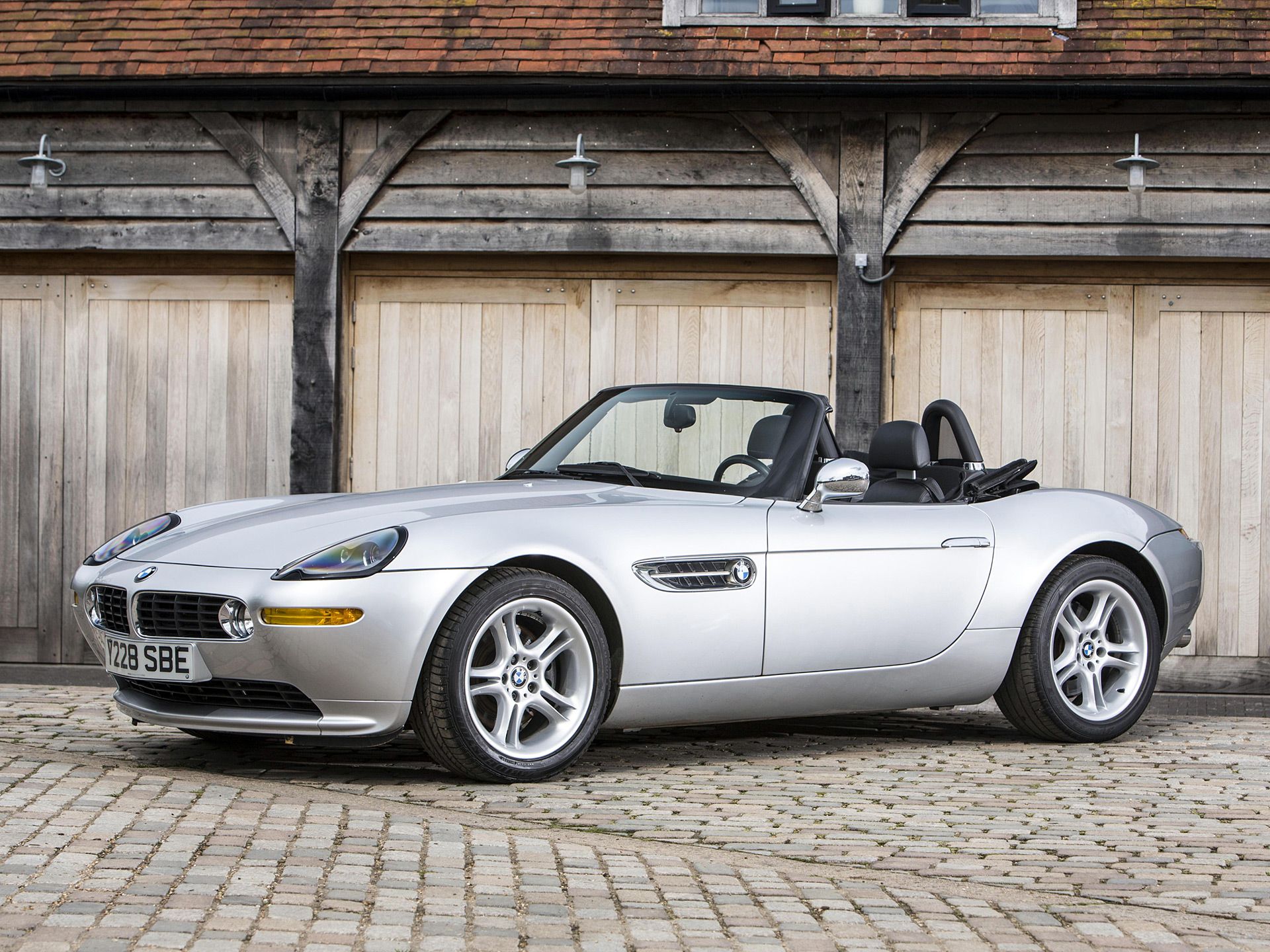 1920x1440 BMW Z8 Hardtop Wallpaper