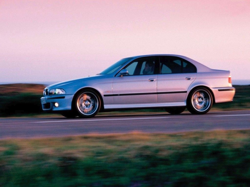 1024x768 Luke's 2000 BMW M5