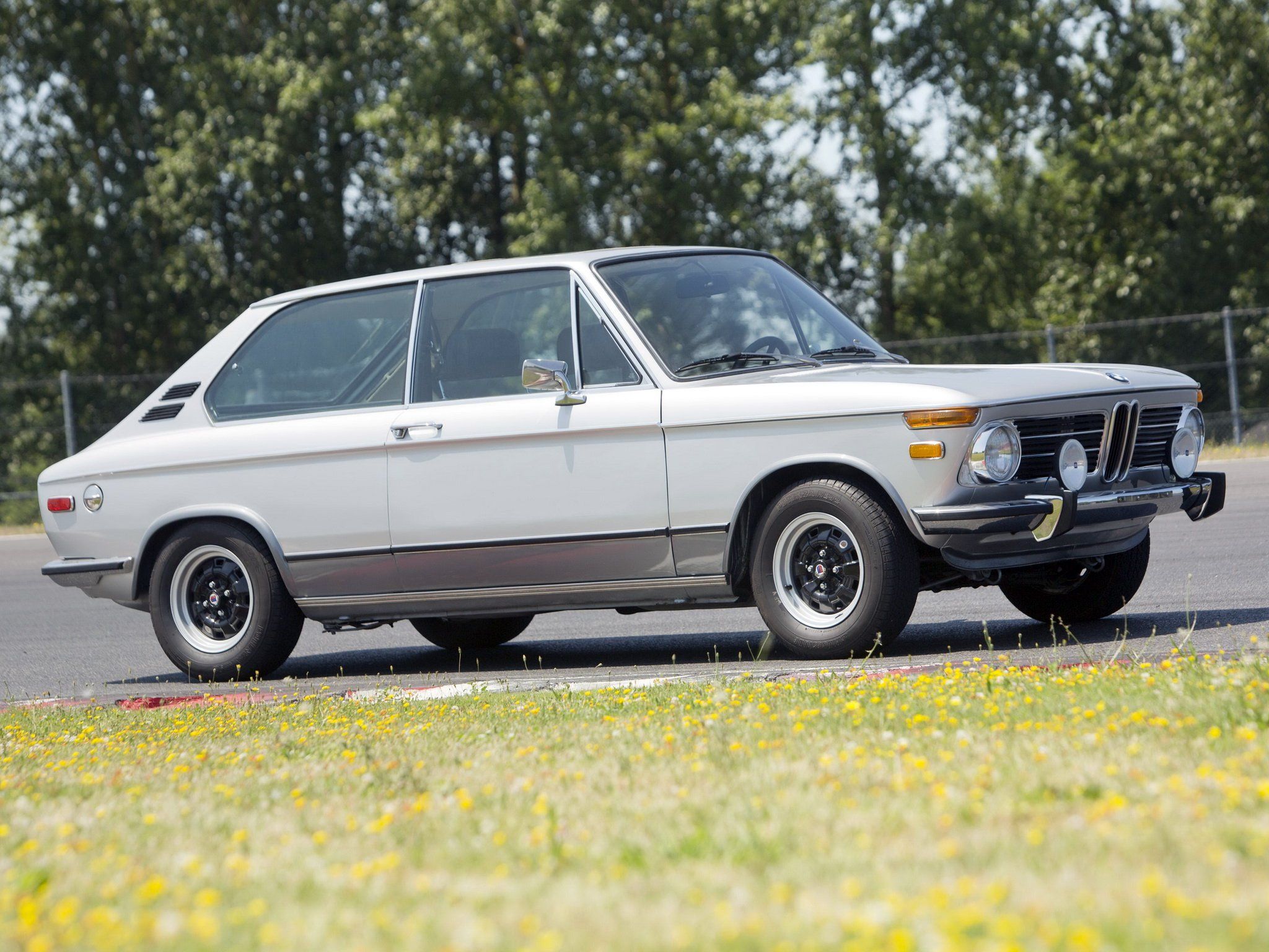 2048x1536 bmw, Tii, Touring, Alpina, e Cars, Coupe, 1973 Wallpaper HD / Desktop and Mobile Background